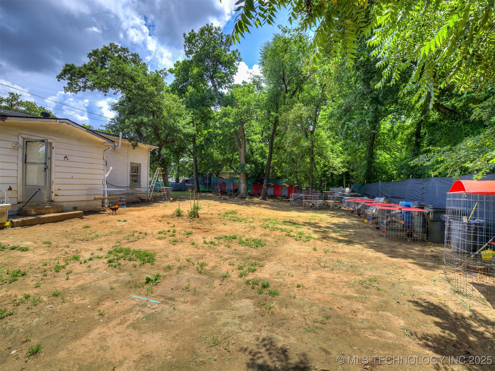 1013 N Post Property Photo 11