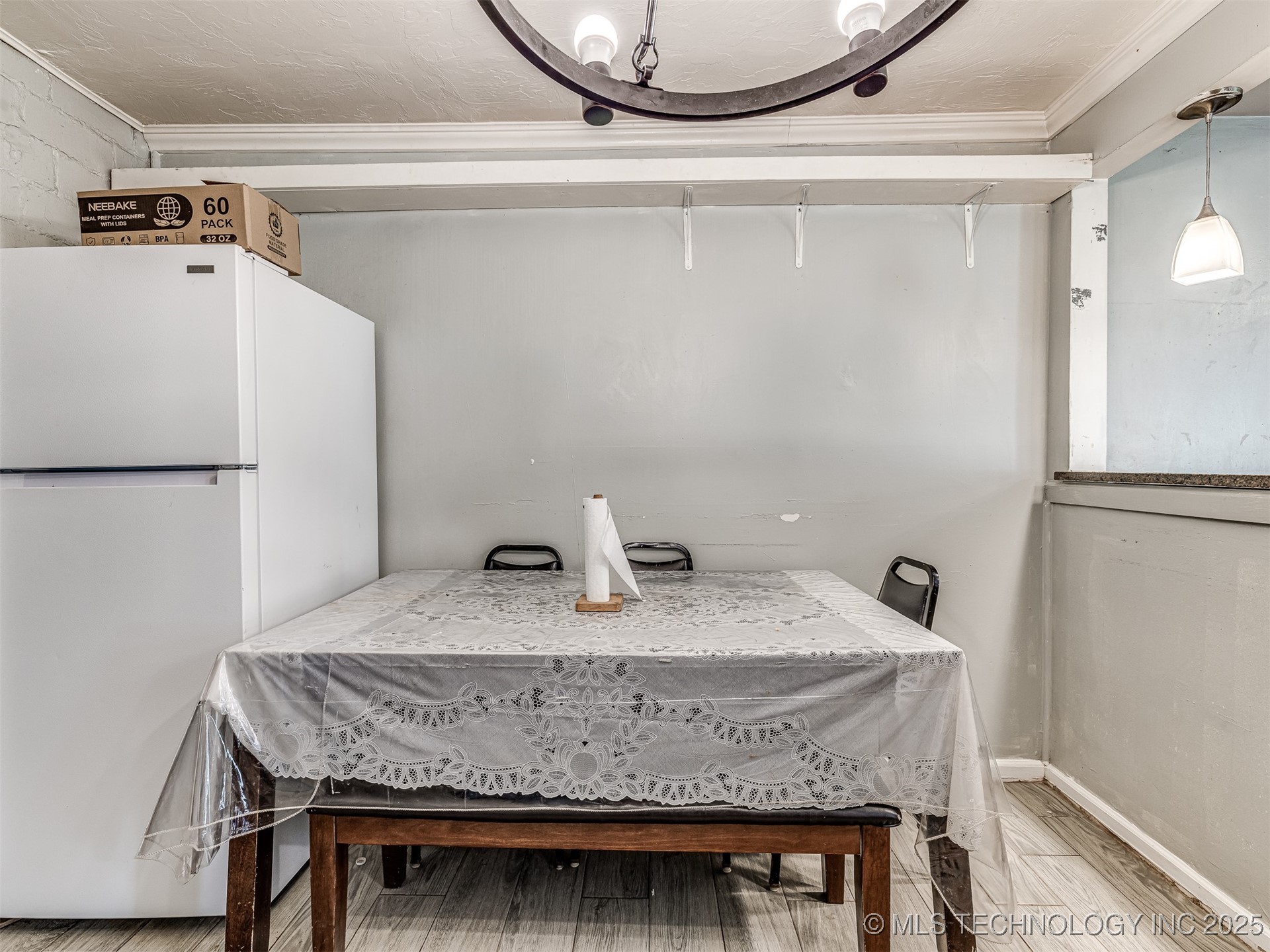 1013 N Post Property Photo 24