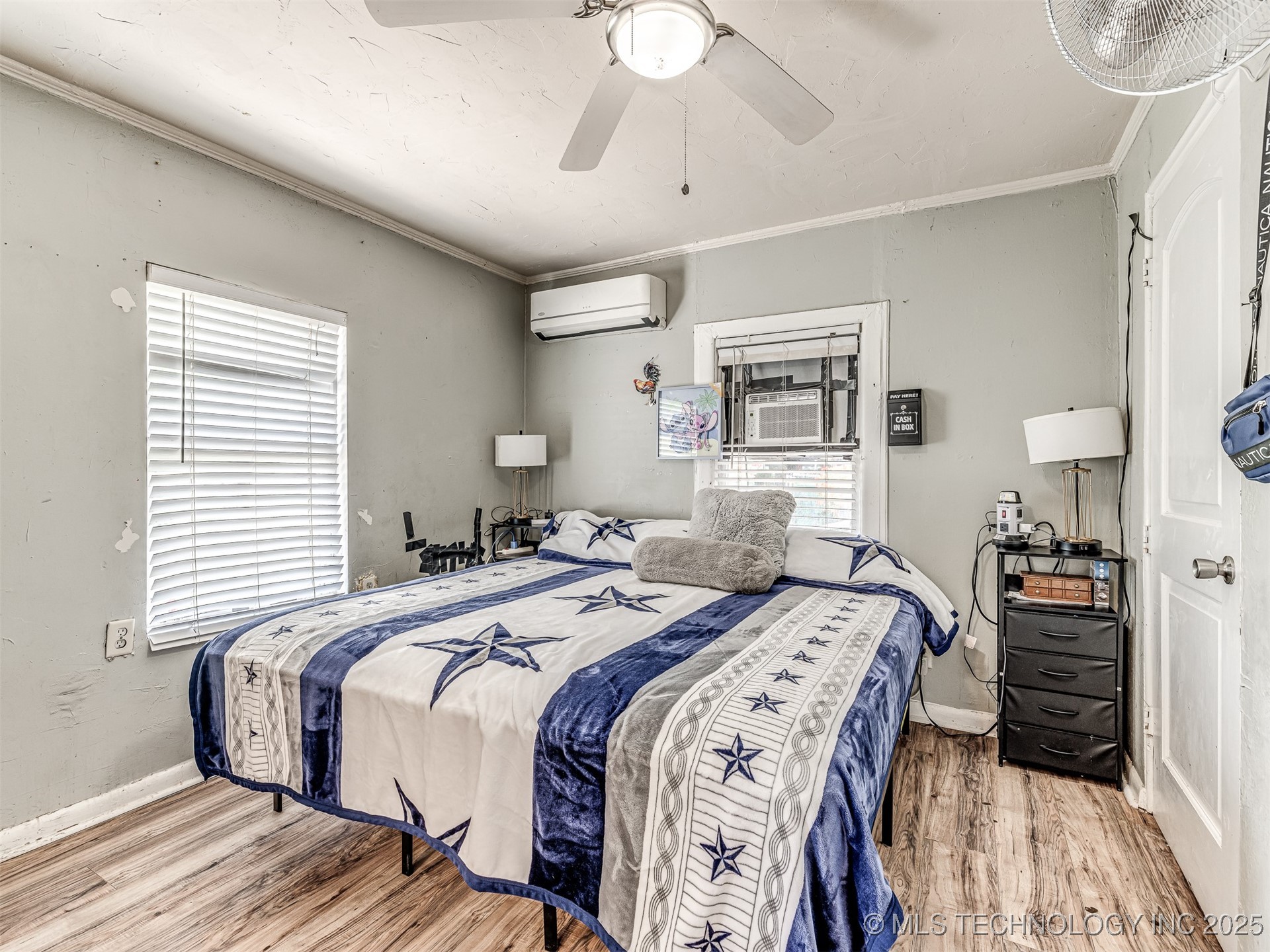 1013 N Post Property Photo 30