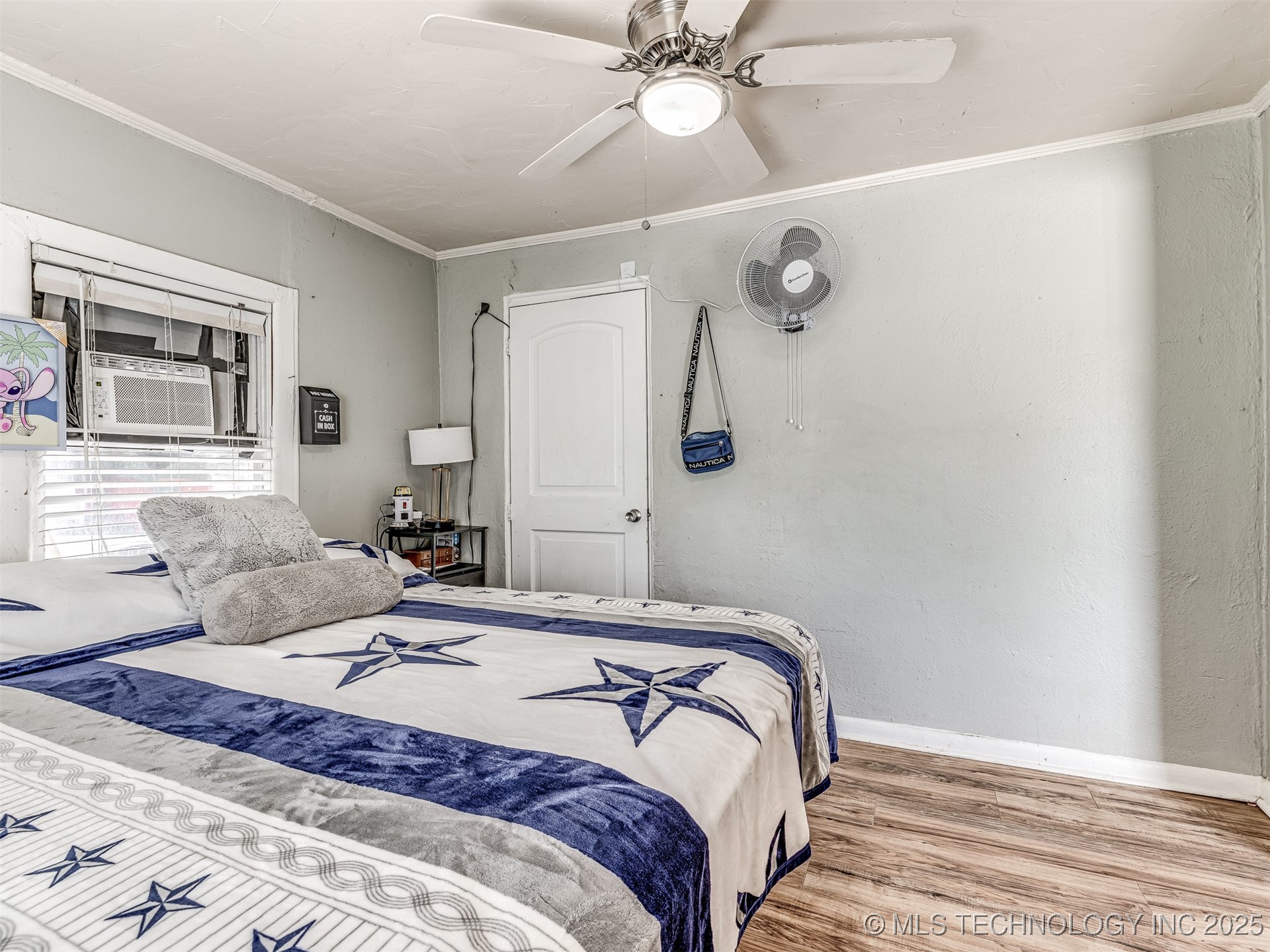 1013 N Post Property Photo 31