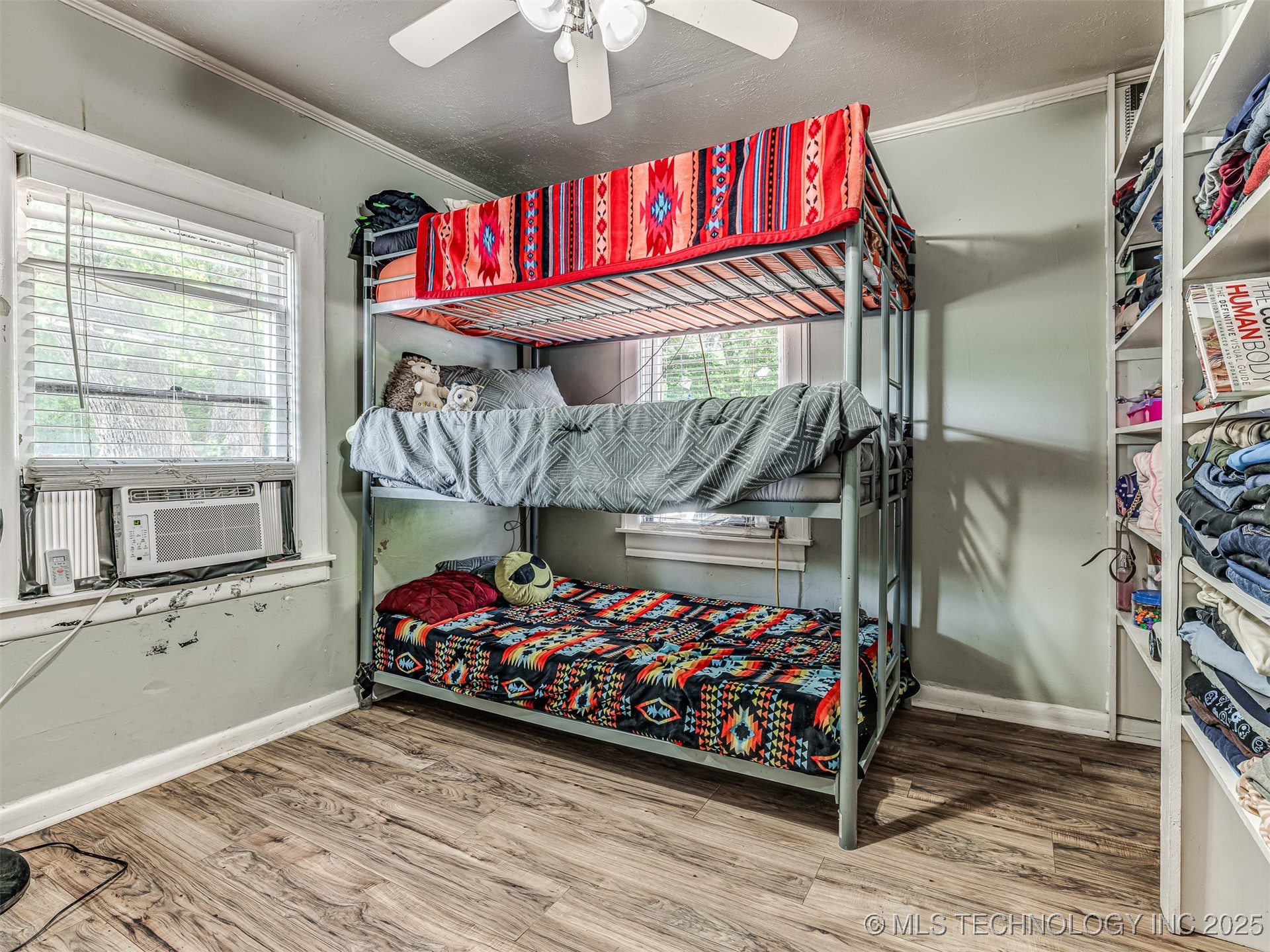 1013 N Post Property Photo 34