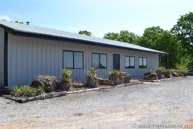 9329 W Hwy 20 Road Property Photo 2