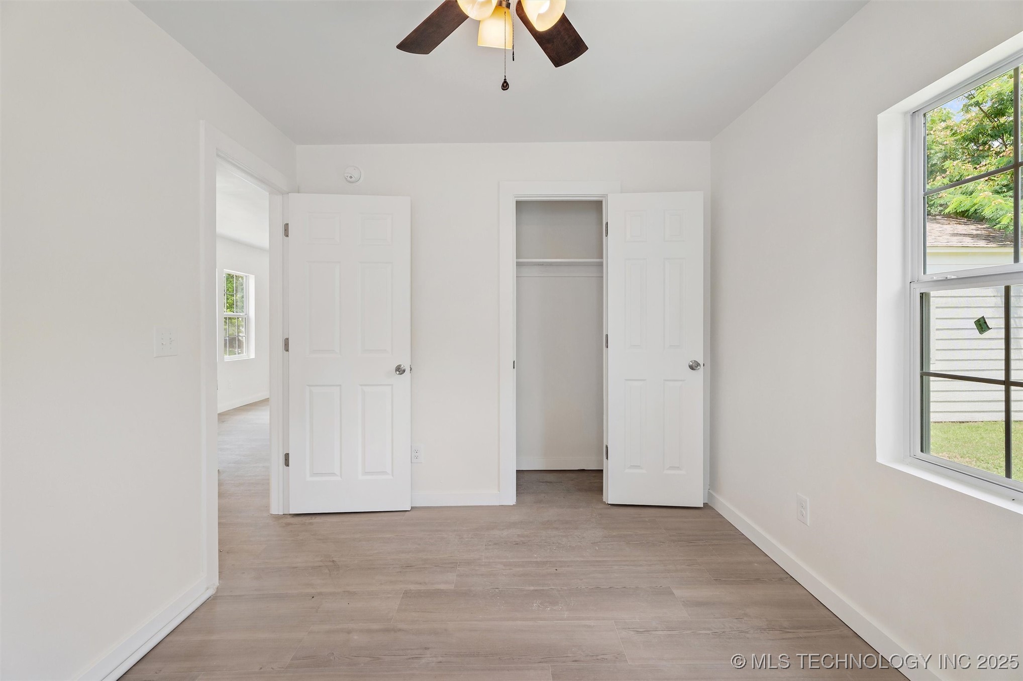 216 S Delaware Street Property Photo 16