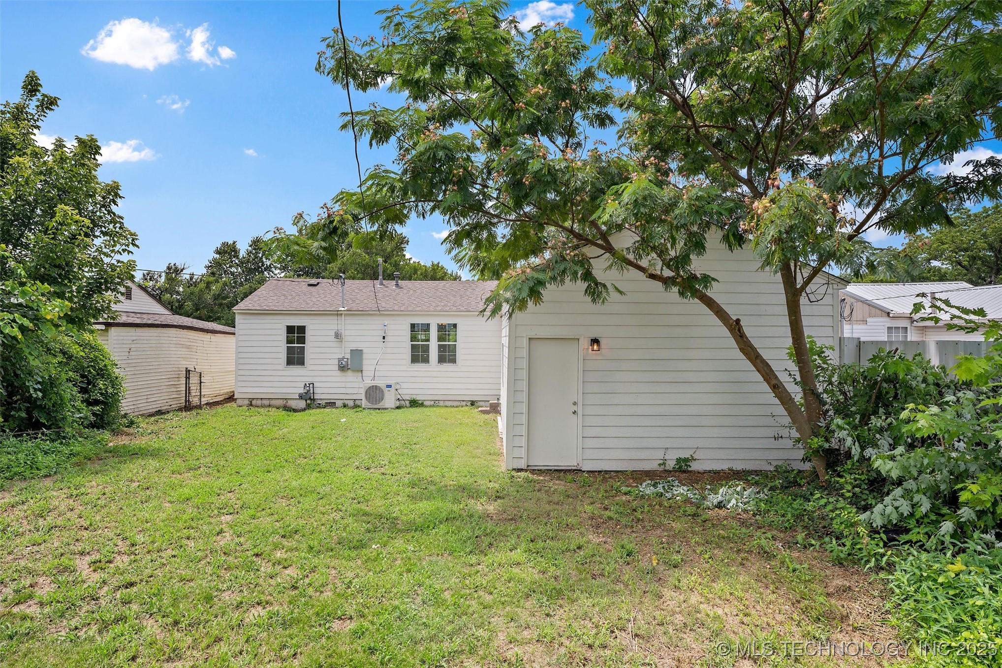 216 S Delaware Street Property Photo 17