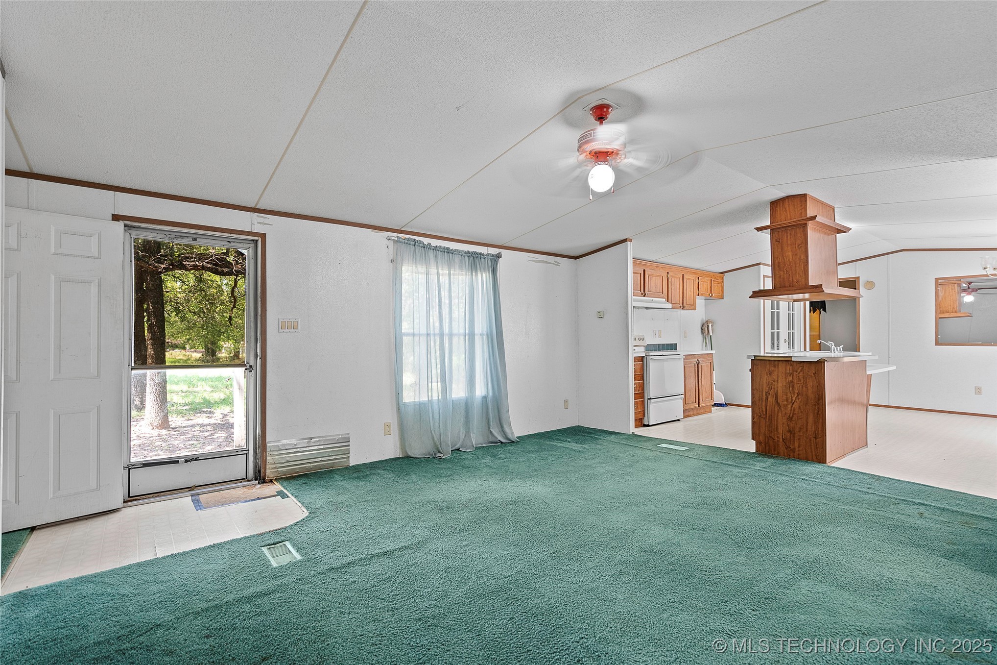 8510 Dillard Road Property Photo 5