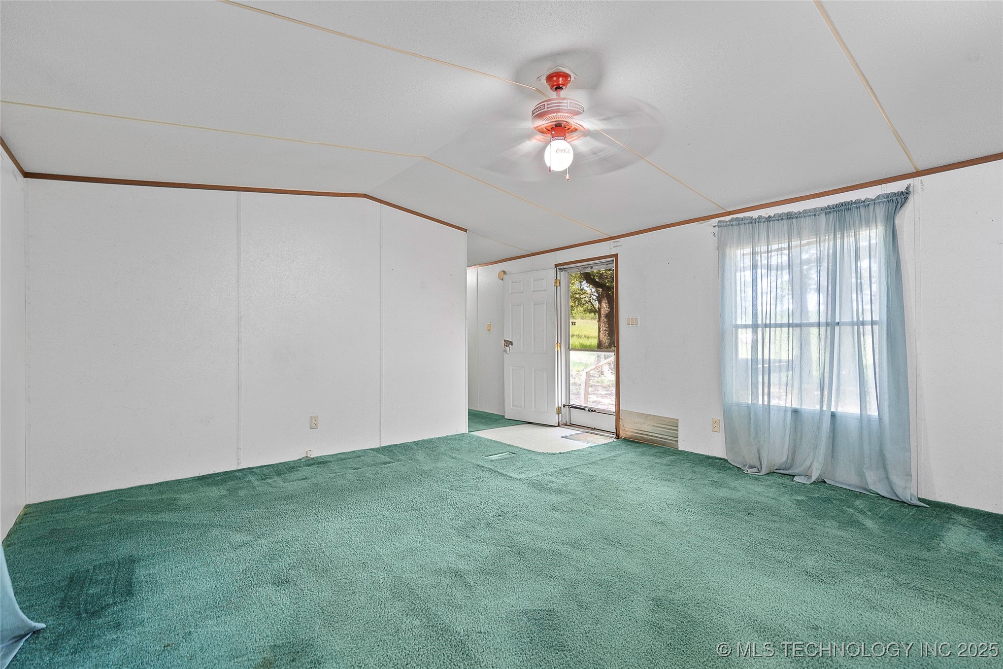 8510 Dillard Road Property Photo 6