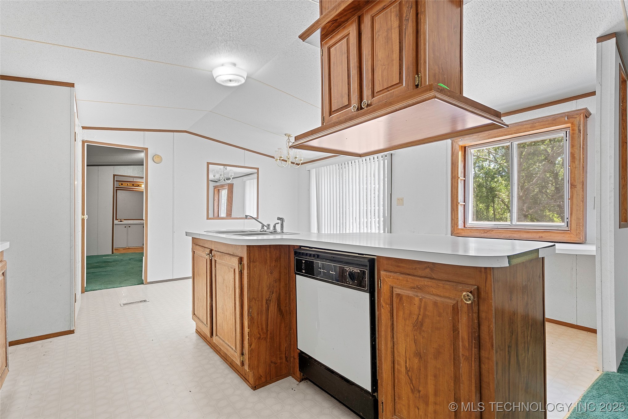 8510 Dillard Road Property Photo 8