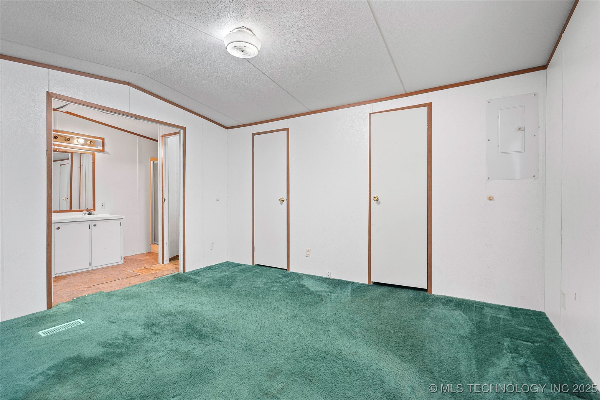 8510 Dillard Road Property Photo 11