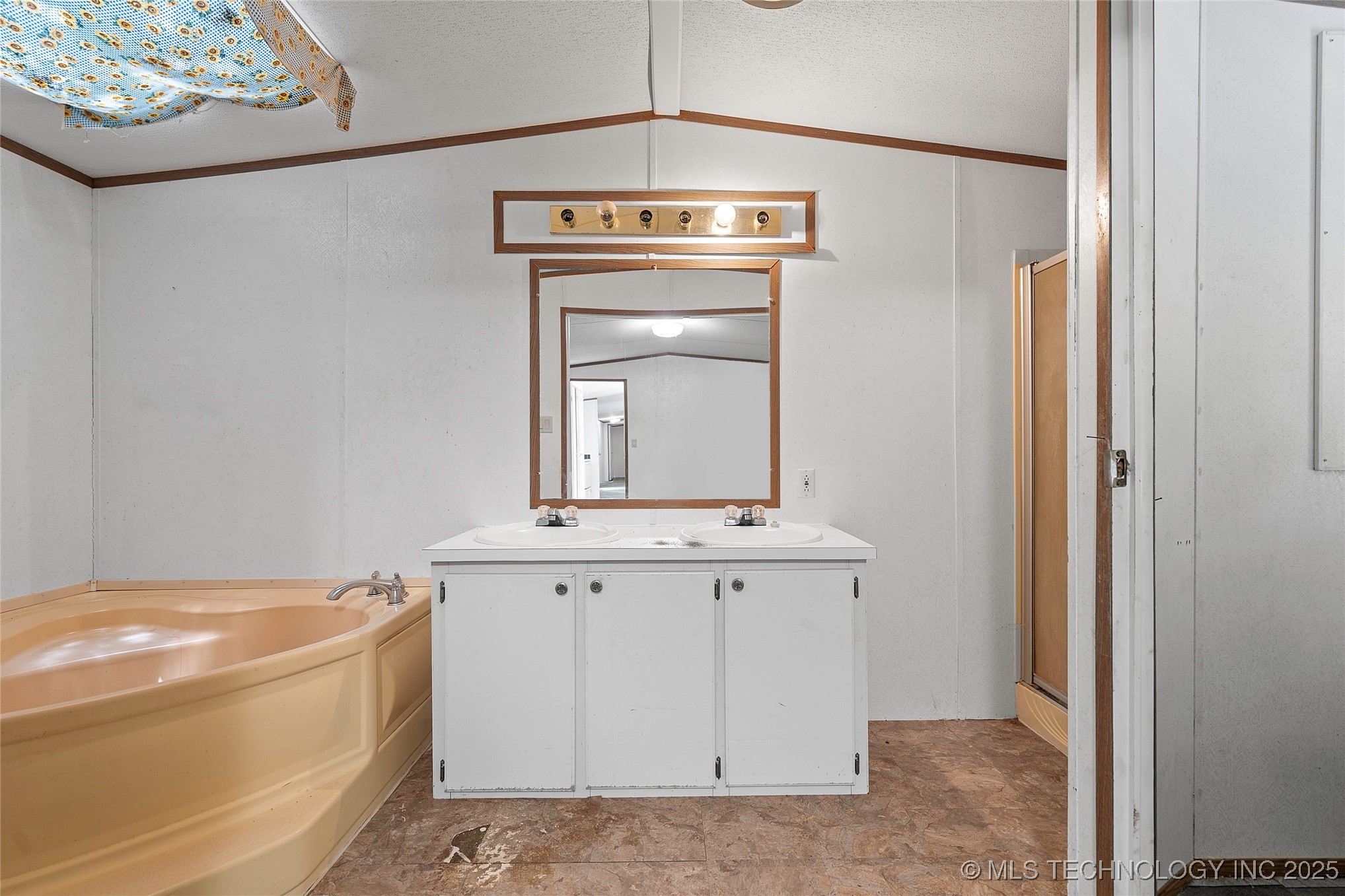 8510 Dillard Road Property Photo 13