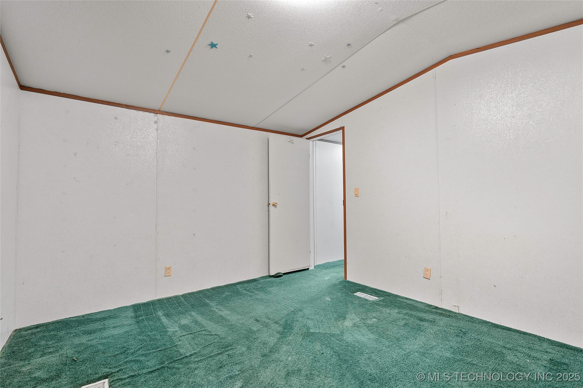 8510 Dillard Road Property Photo 18