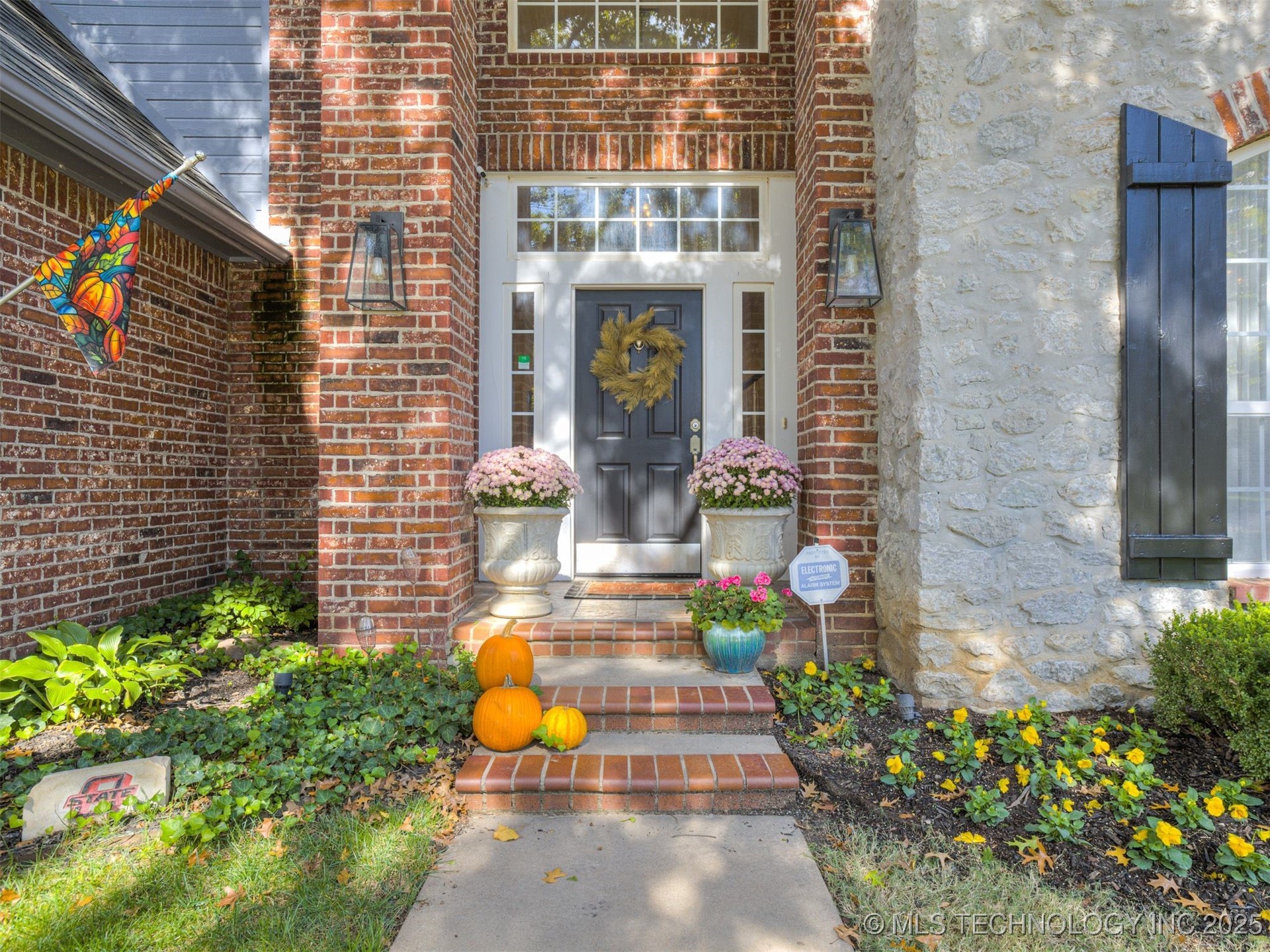 13207 E 93rd Street North Property Photo 4