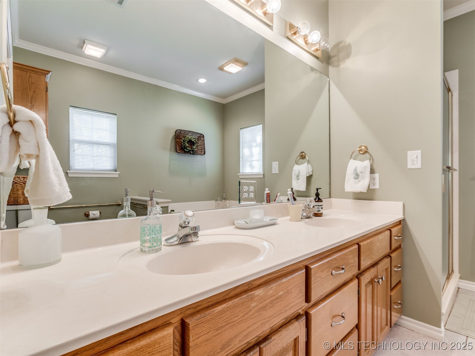 13207 E 93rd Street North Property Photo 29