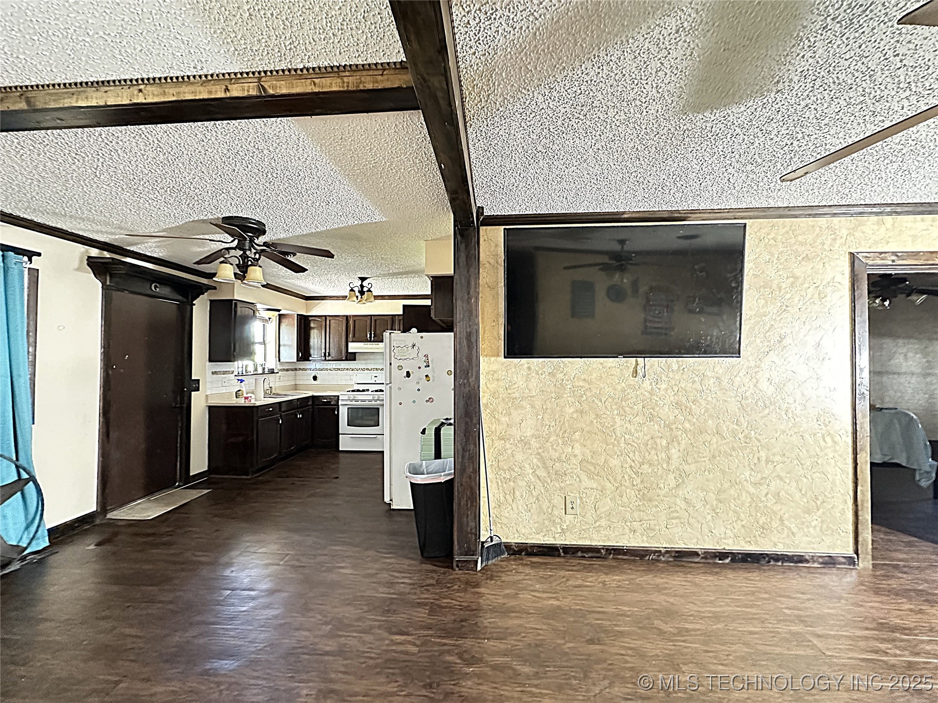 36 Scott Property Photo 5