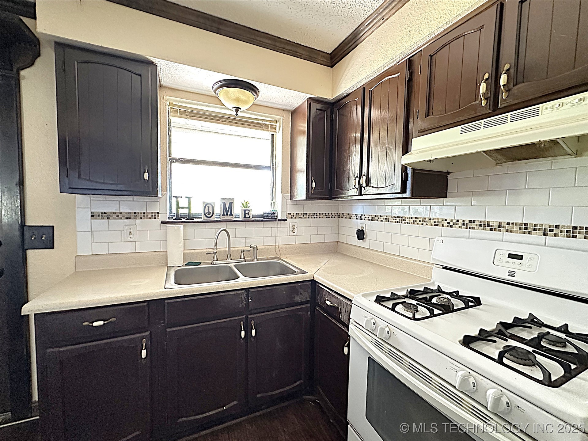 36 Scott Property Photo 14