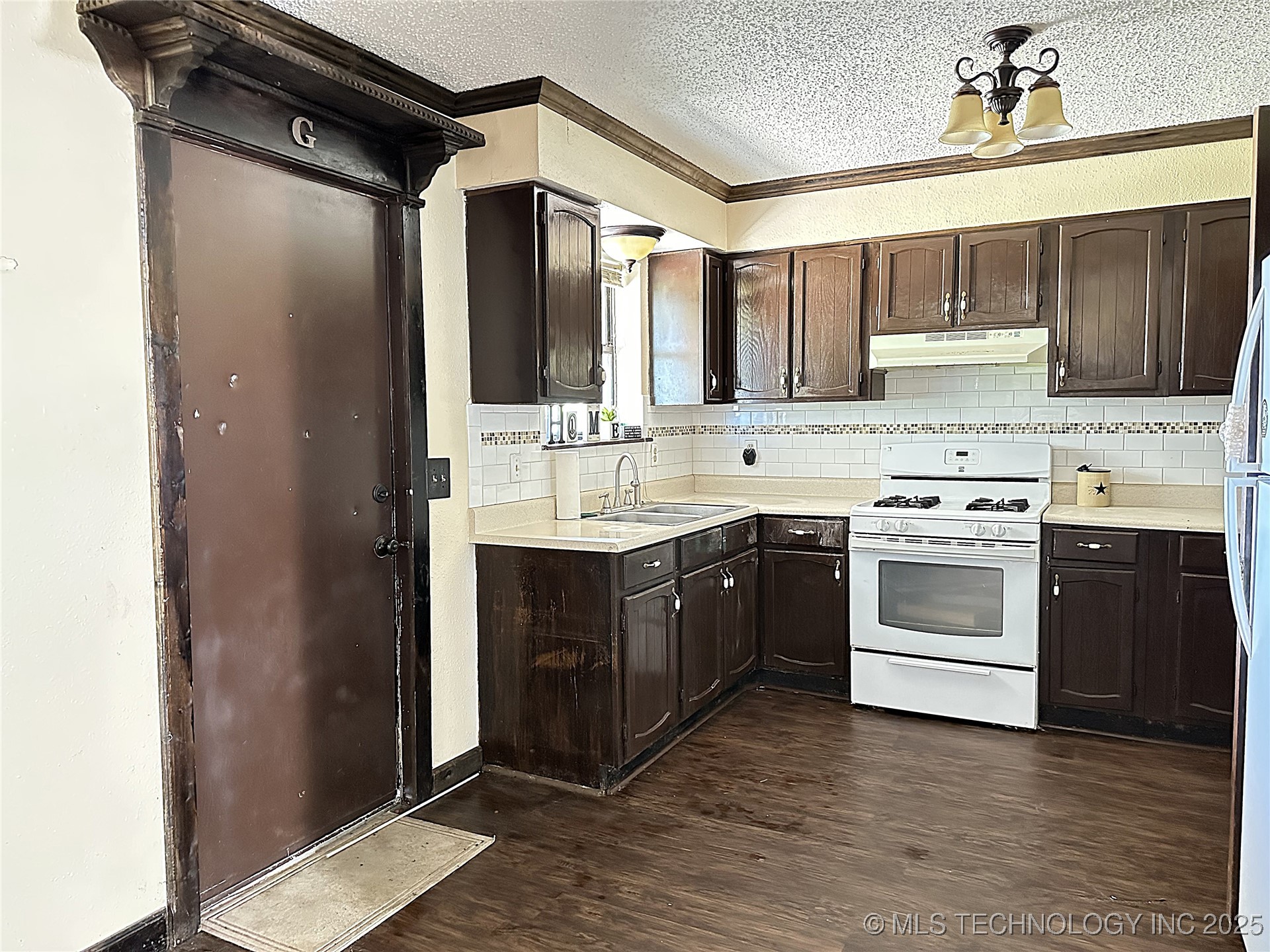 36 Scott Property Photo 16