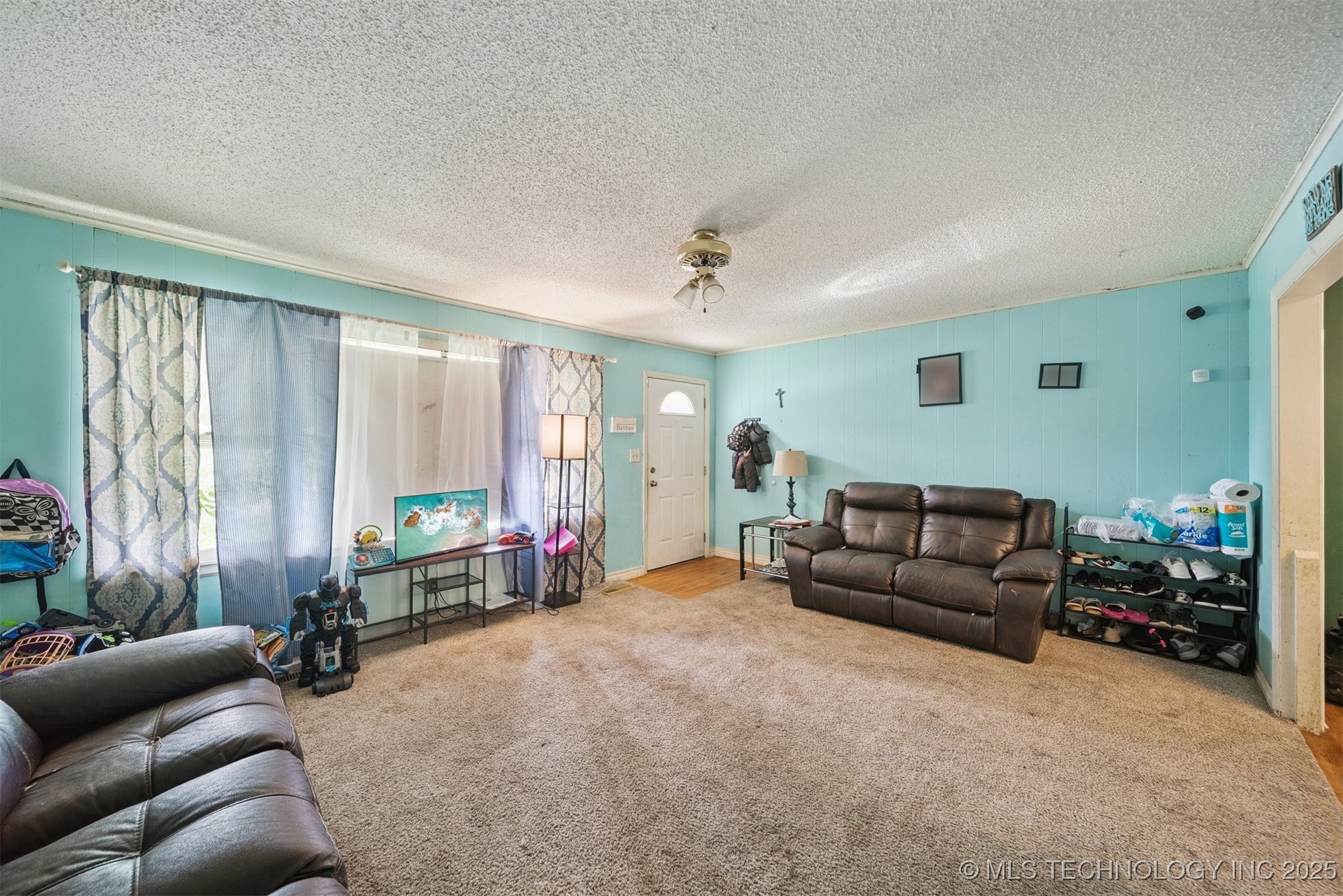 4015 W 43rd Street Property Photo 2