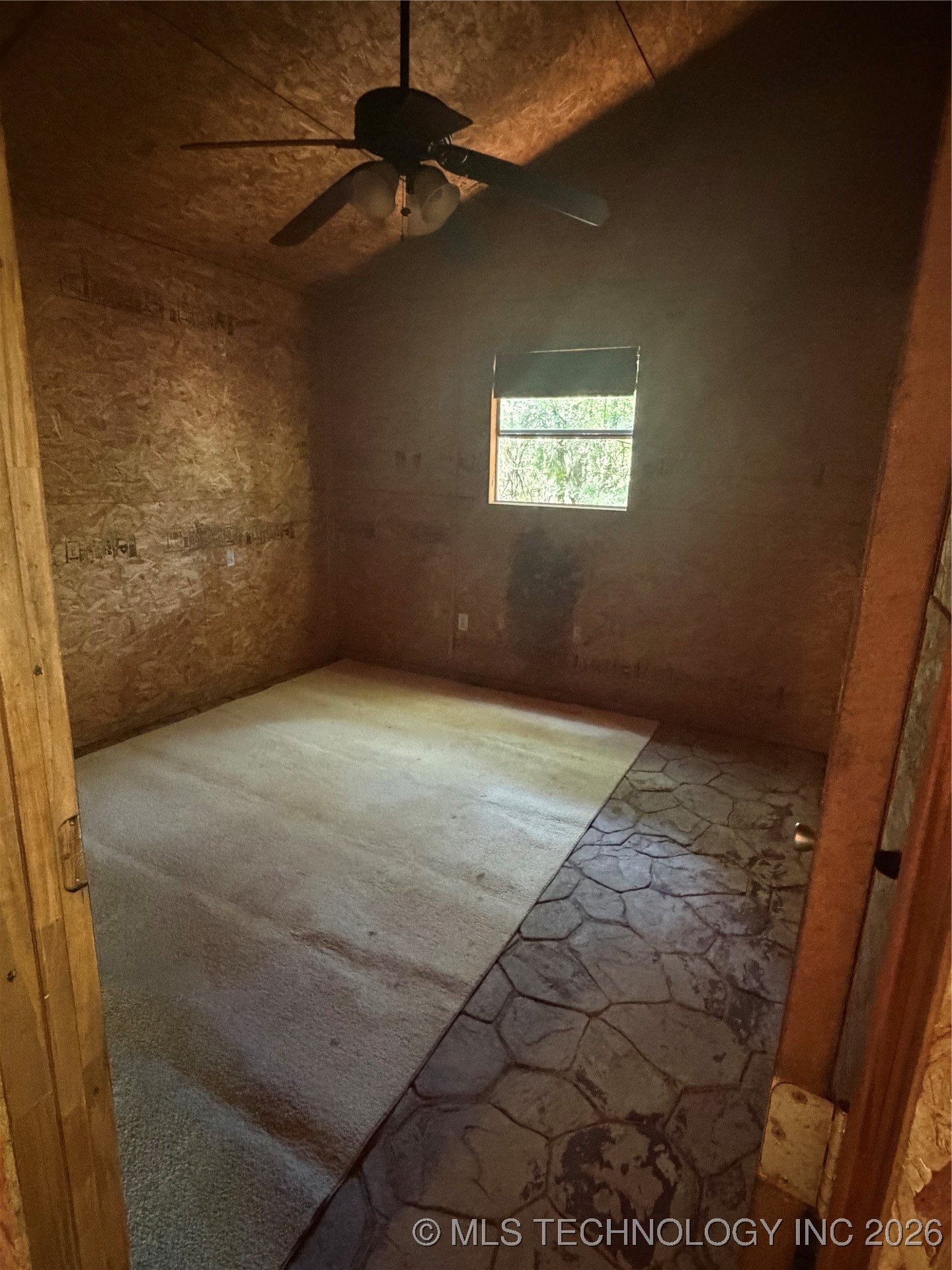 665 E 2130 Road E Property Photo 16