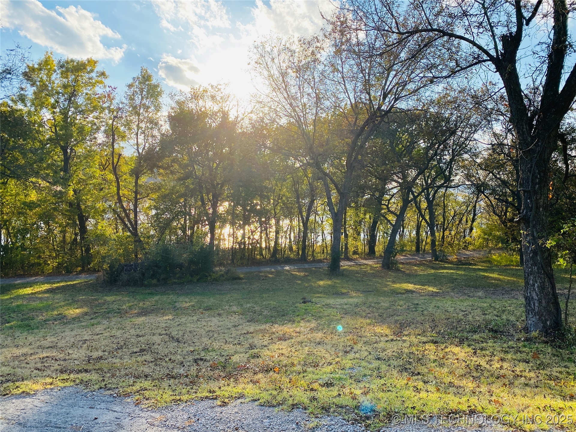 Edgewater Road Property Photo 7