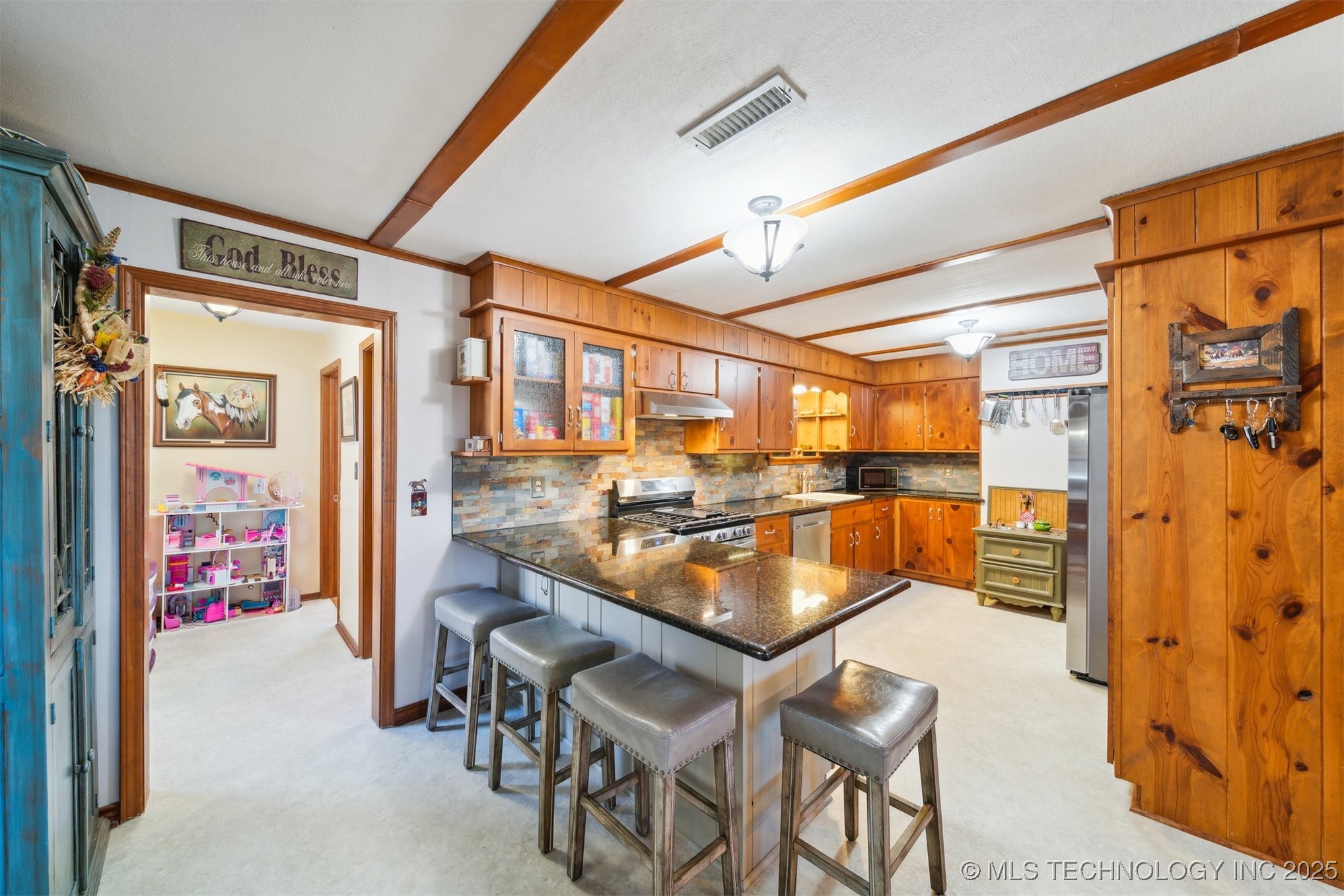 16881 S 4220 Road Property Photo 14