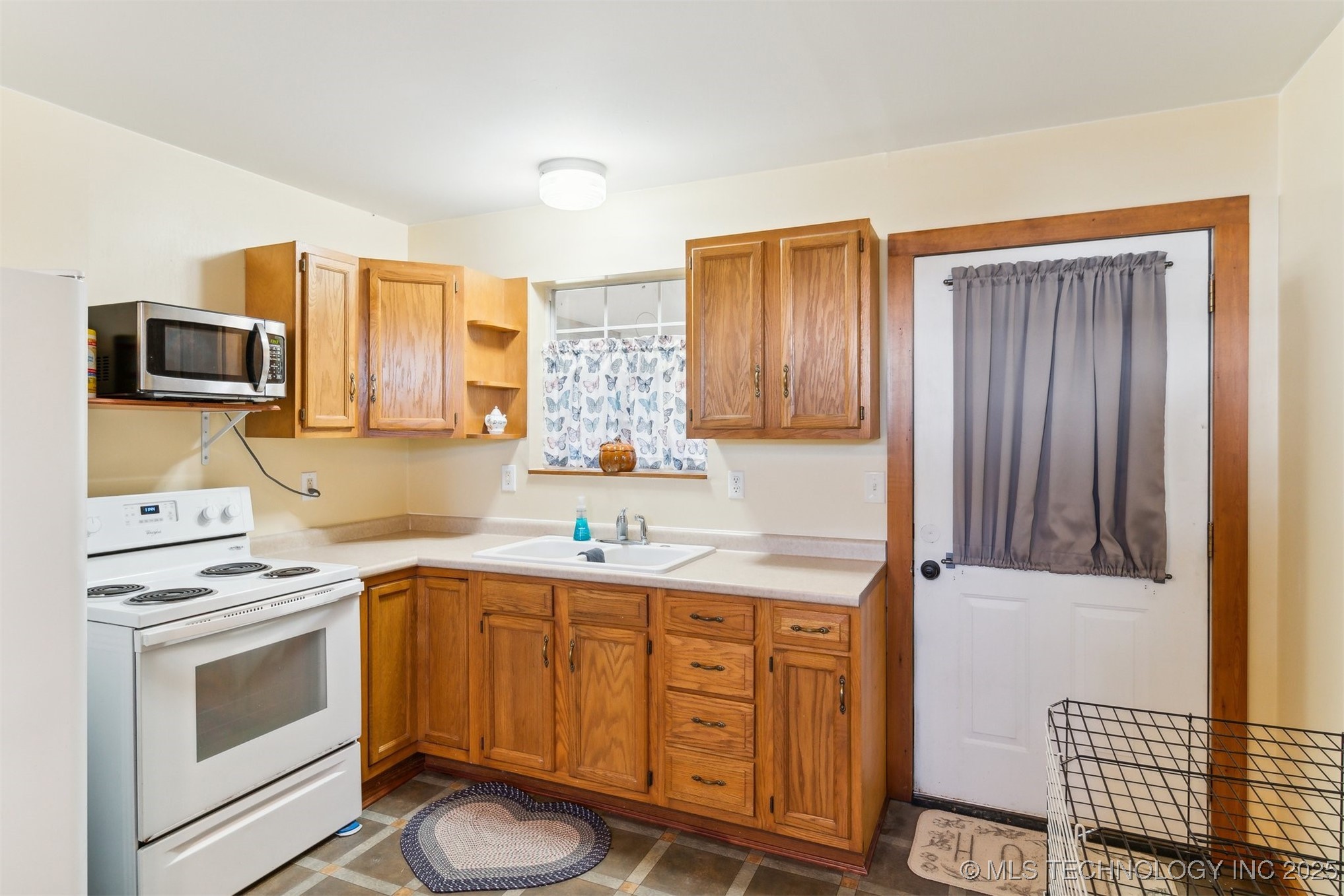 16881 S 4220 Road Property Photo 53