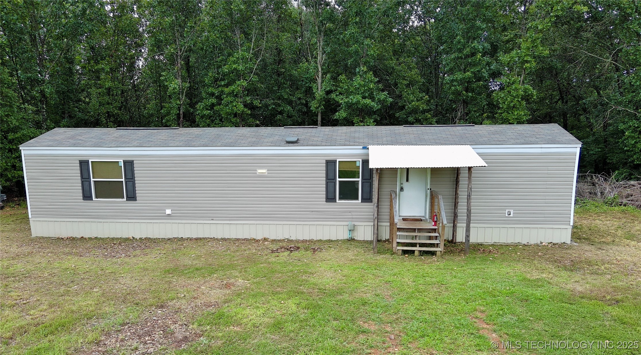 55924 S 594 Road Property Photo 1