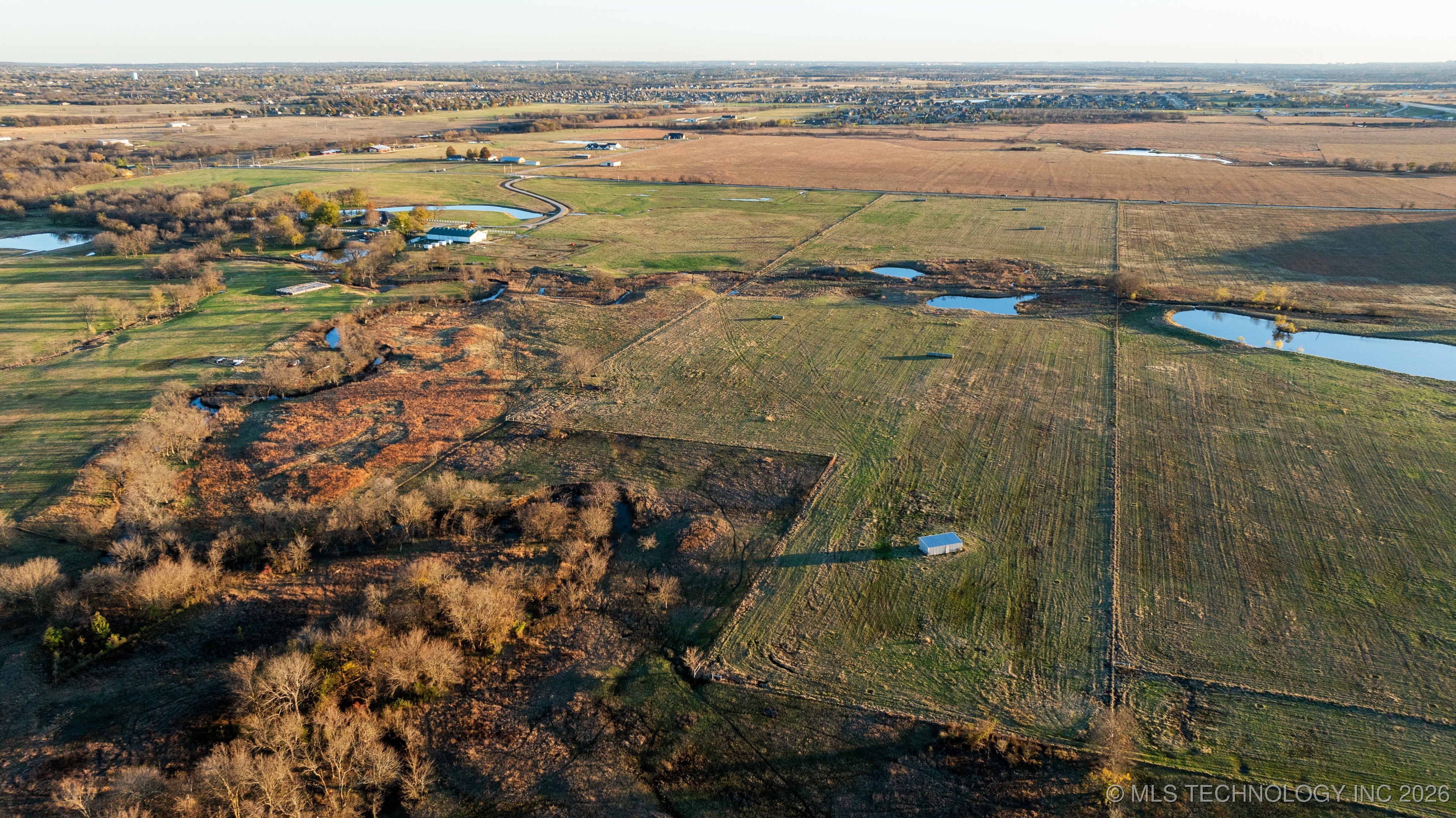 15985 Hwy 75 Property Photo 14