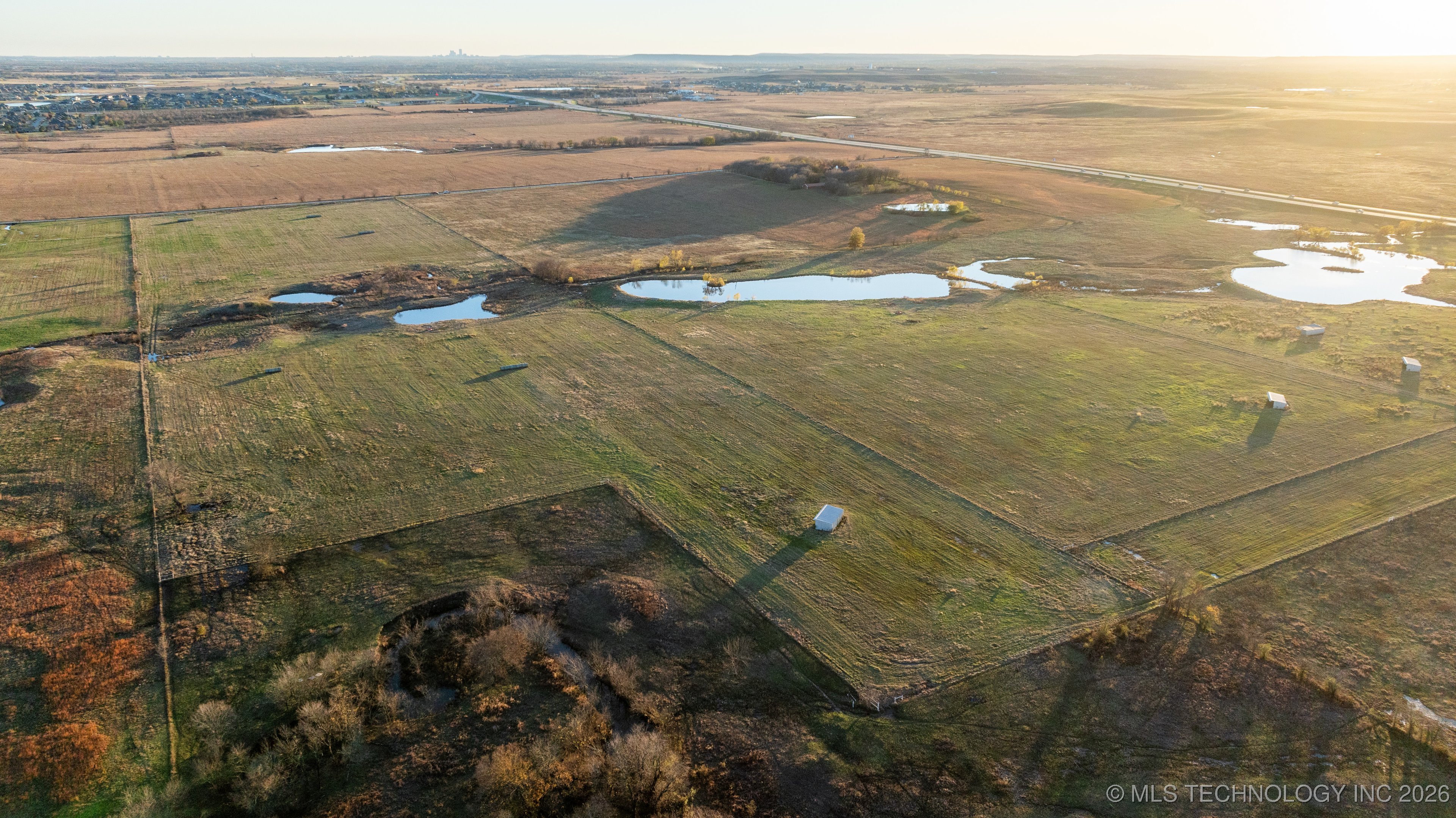 15985 Hwy 75 Property Photo 15