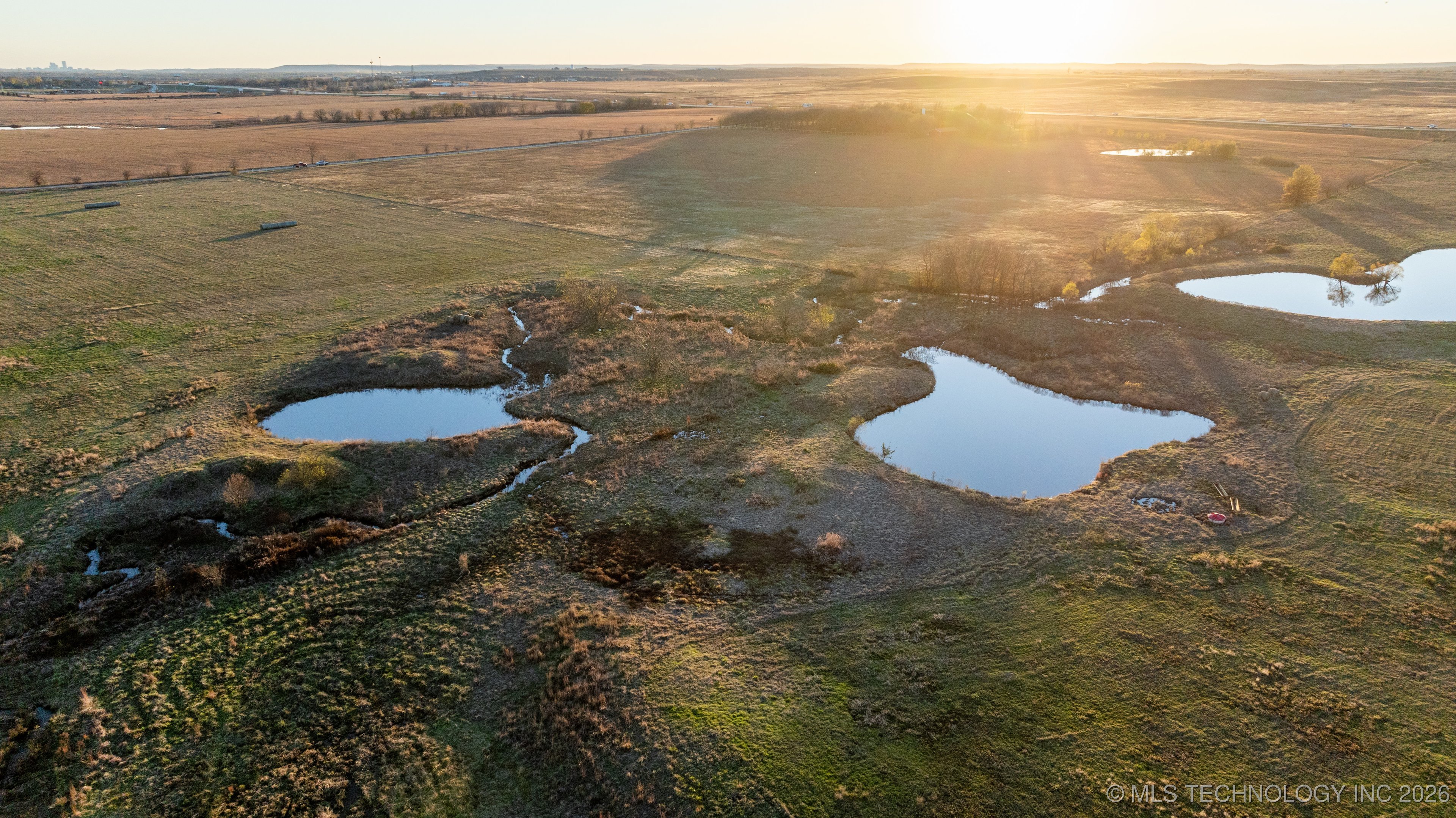 15985 Hwy 75 Property Photo 21