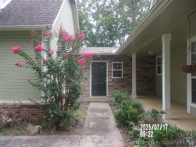 9376 Colonial Drive Property Photo 12