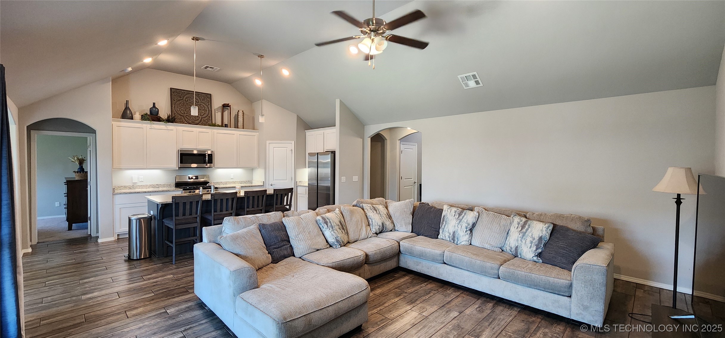 1423 E South Park Place Property Photo 13