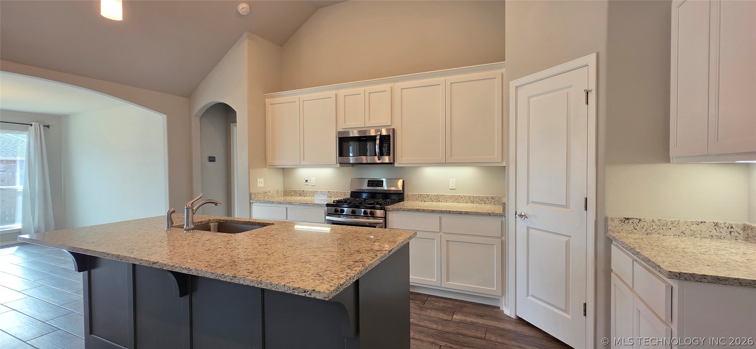 1423 E South Park Place Property Photo 18