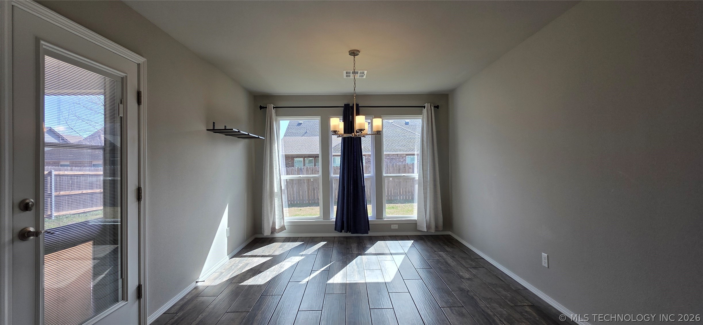 1423 E South Park Place Property Photo 26