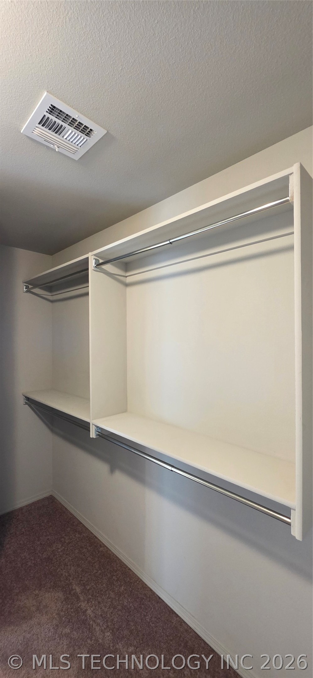 1423 E South Park Place Property Photo 36