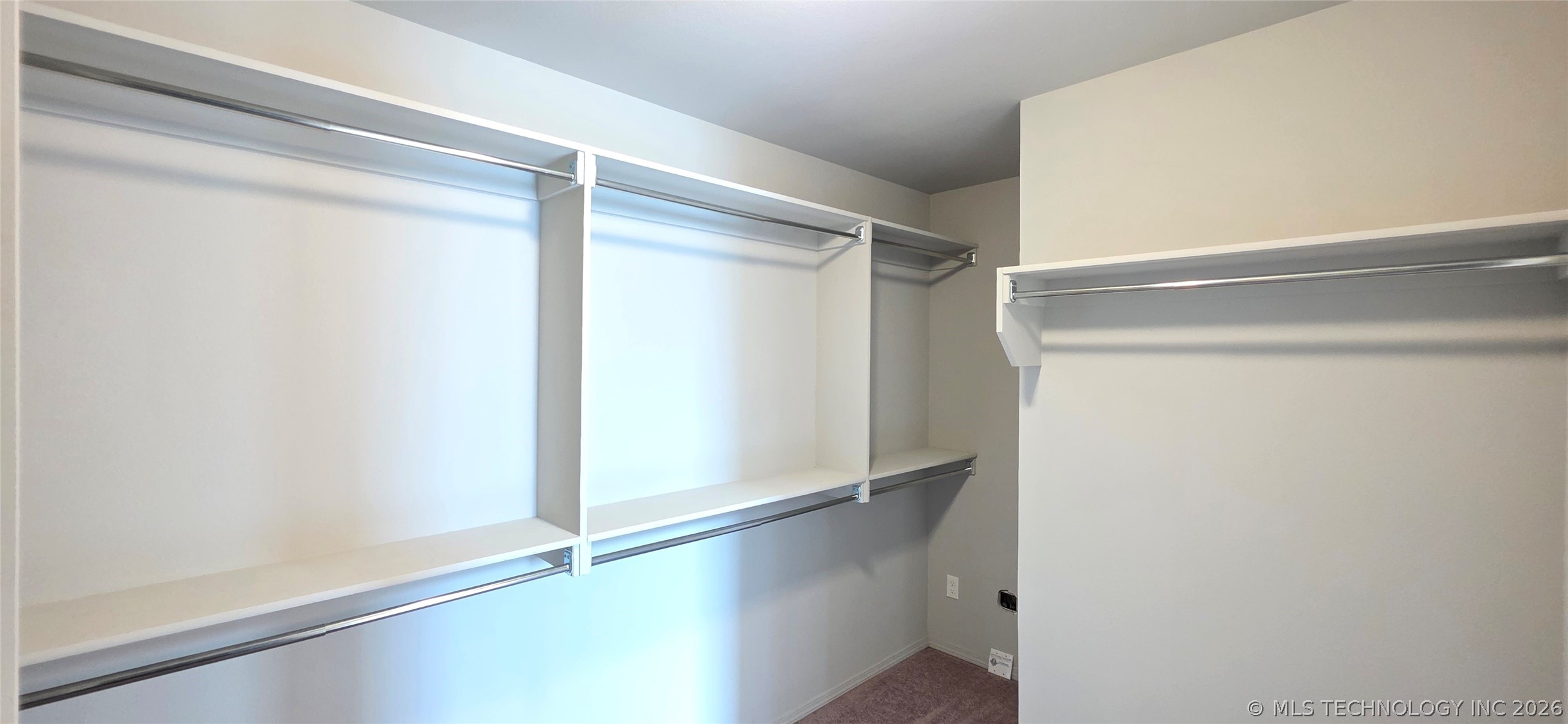 1423 E South Park Place Property Photo 38