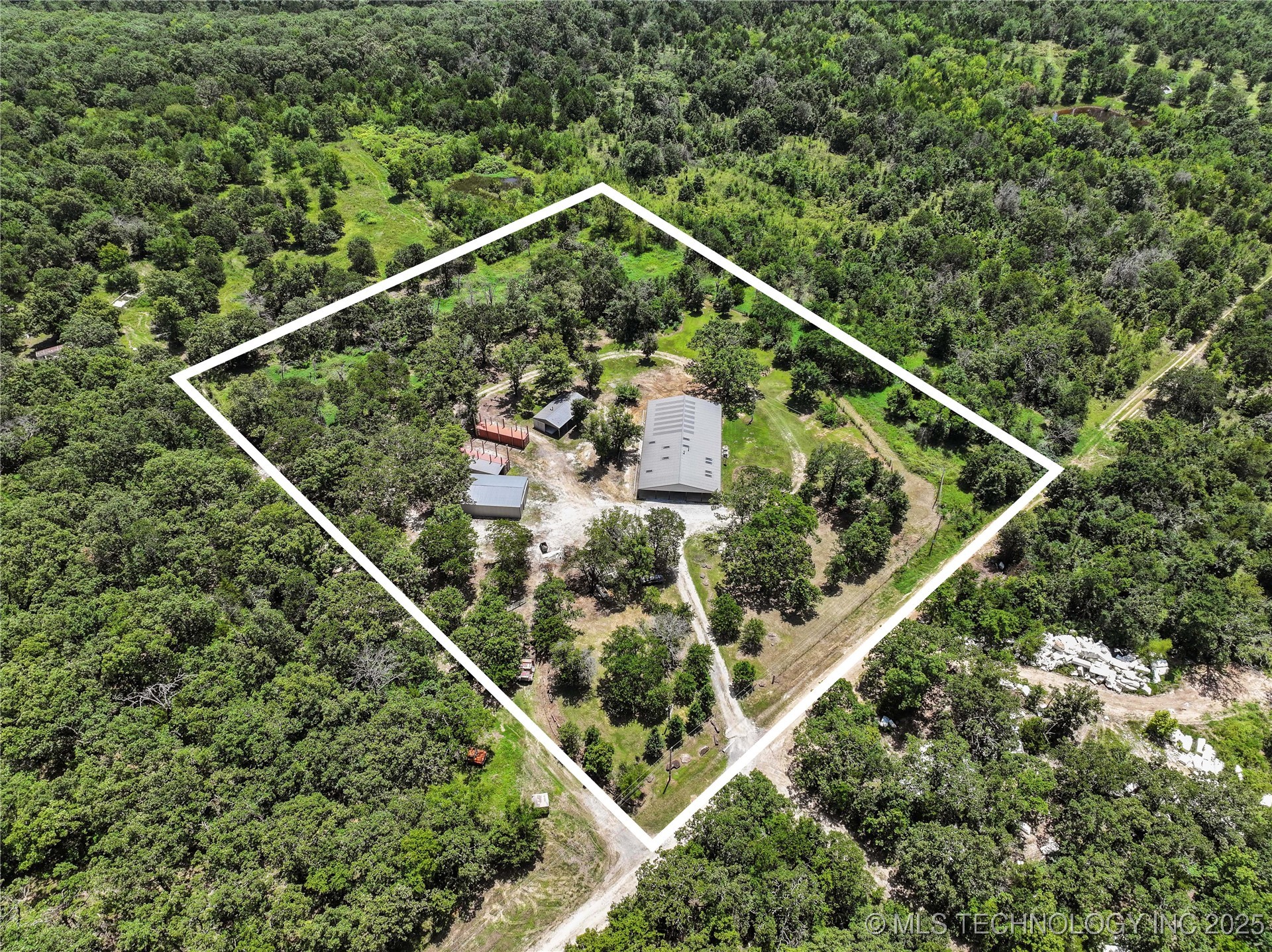 98399 S 4503 Road Property Photo 3