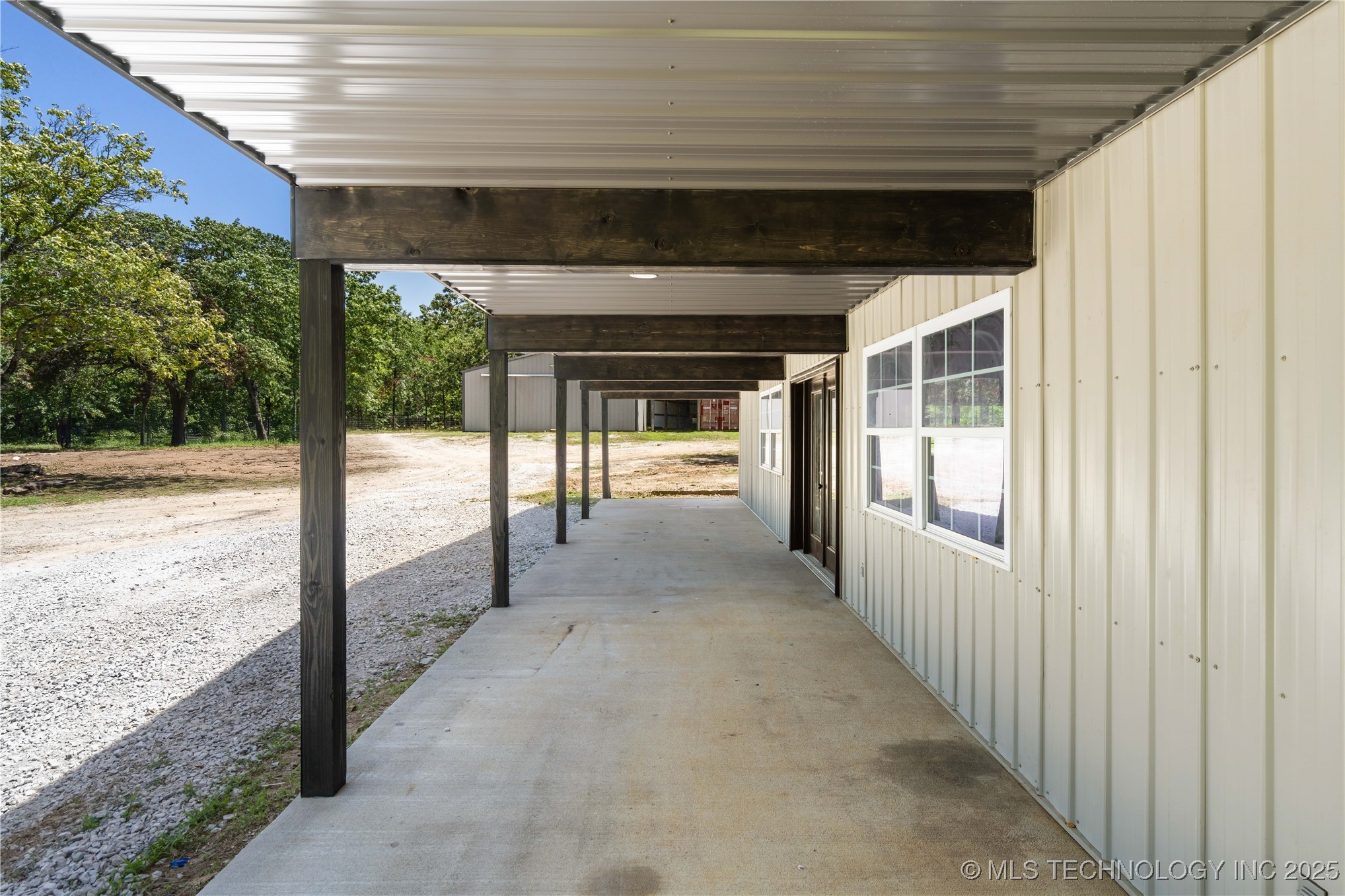 98399 S 4503 Road Property Photo 6