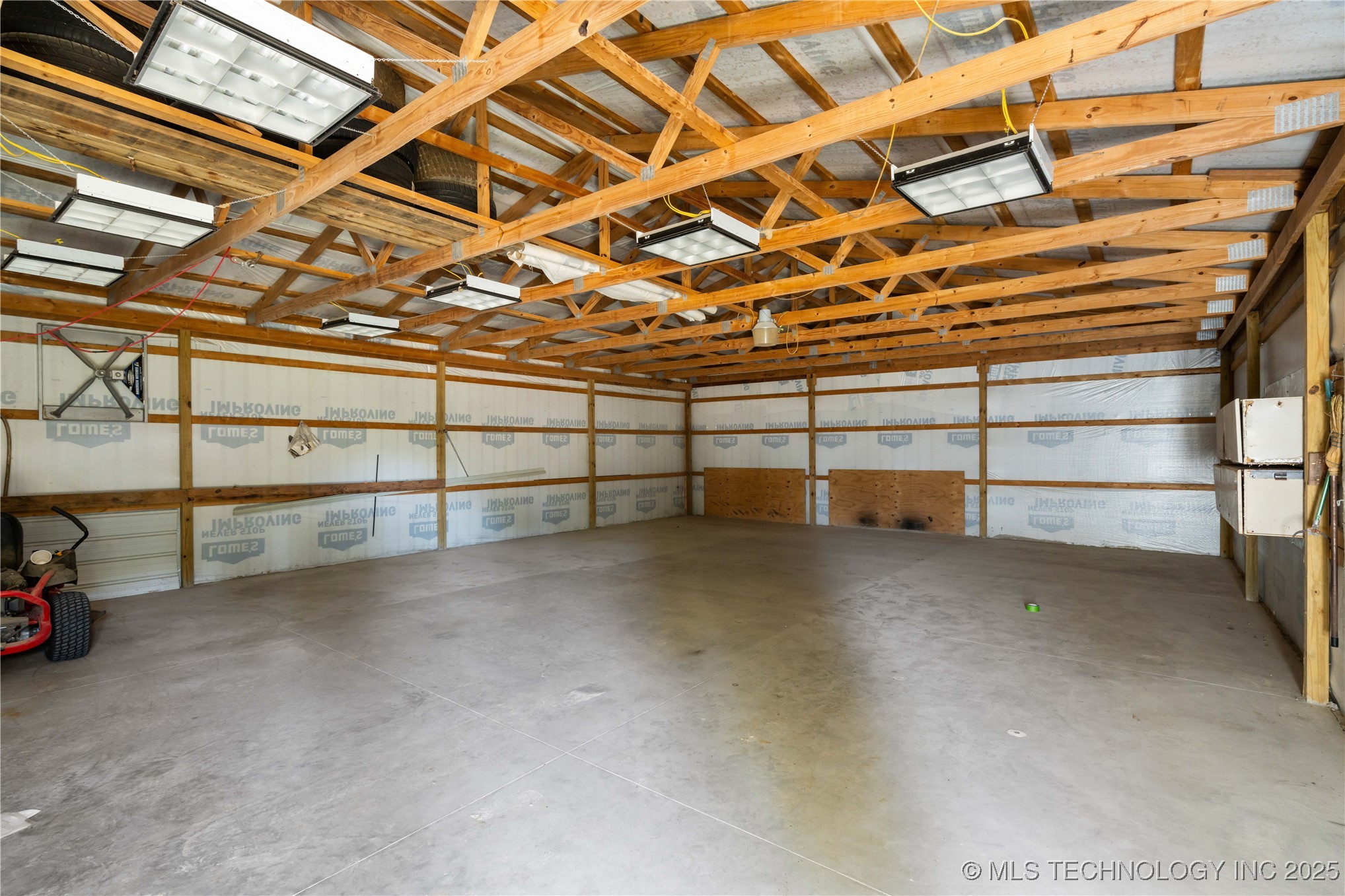 98399 S 4503 Road Property Photo 12