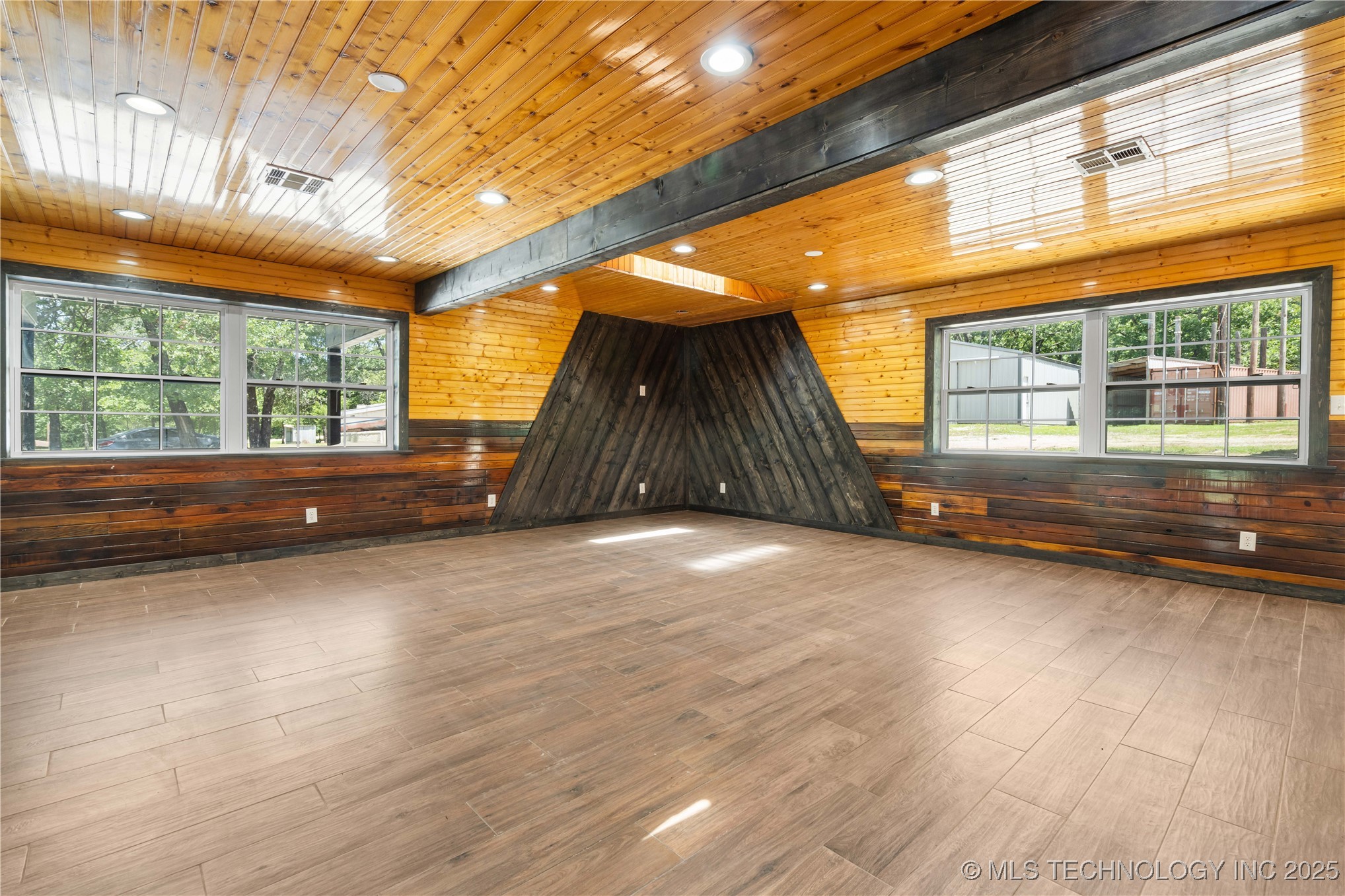 98399 S 4503 Road Property Photo 22