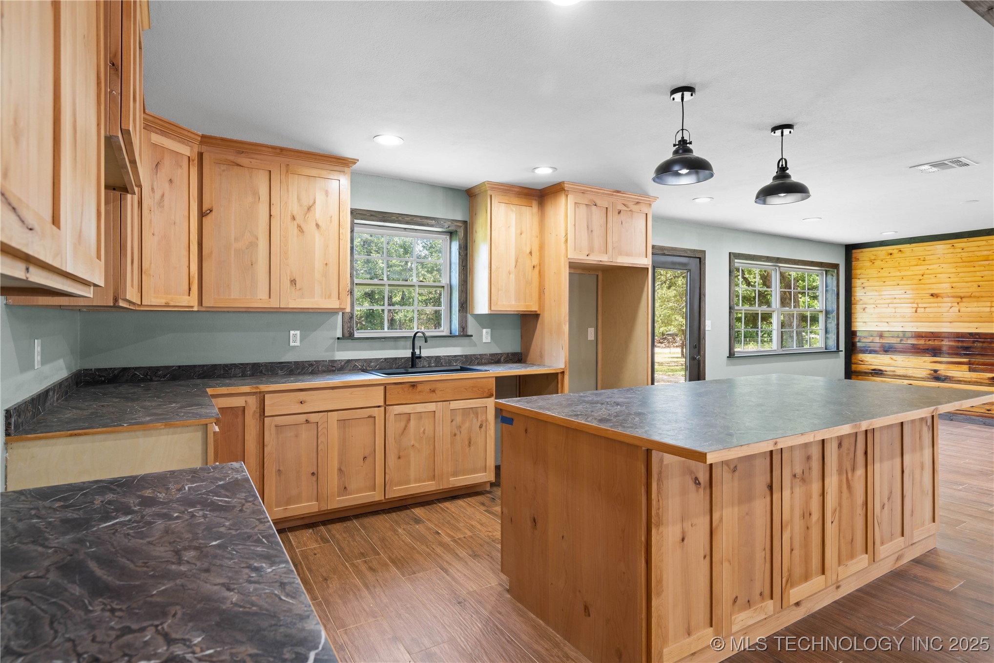 98399 S 4503 Road Property Photo 29