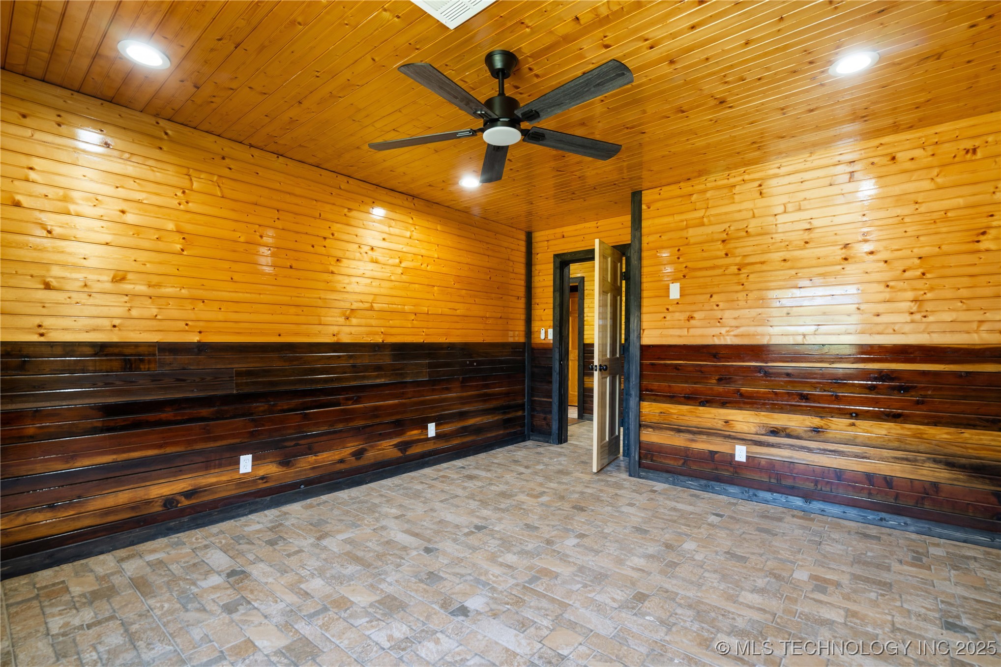 98399 S 4503 Road Property Photo 34