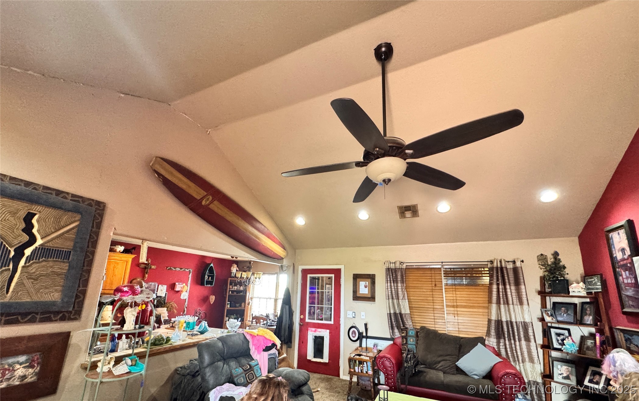 400 Scenic Circle Property Photo 11