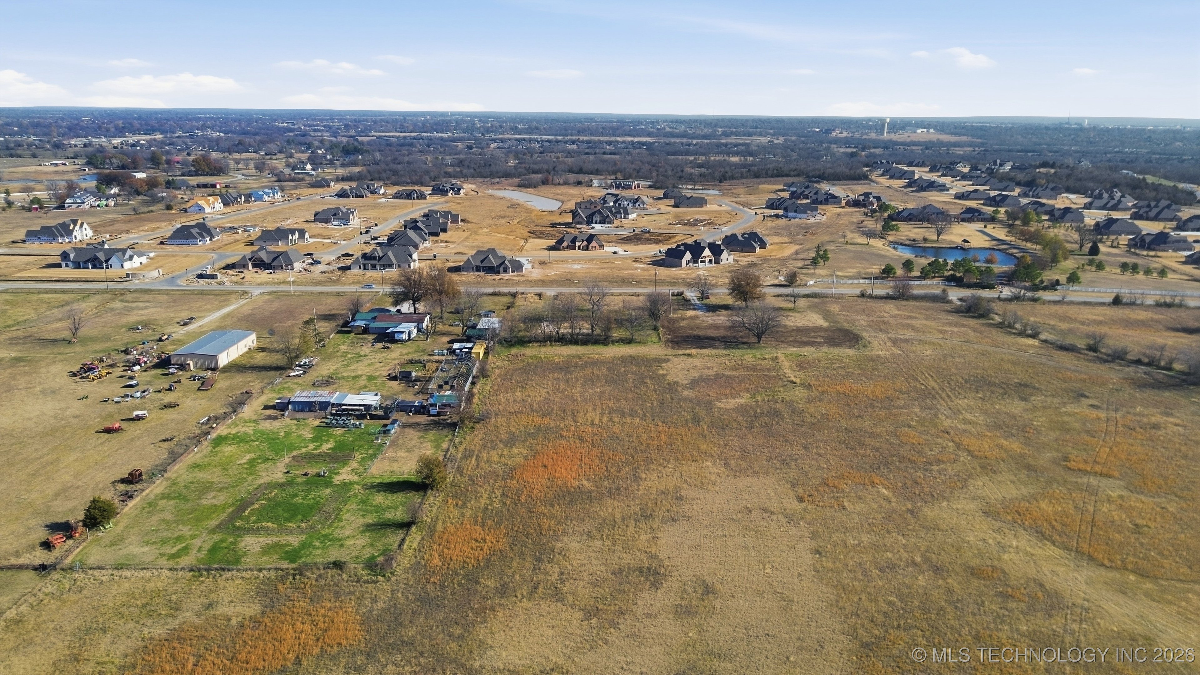 10908 N Memorial Drive E Property Photo 10