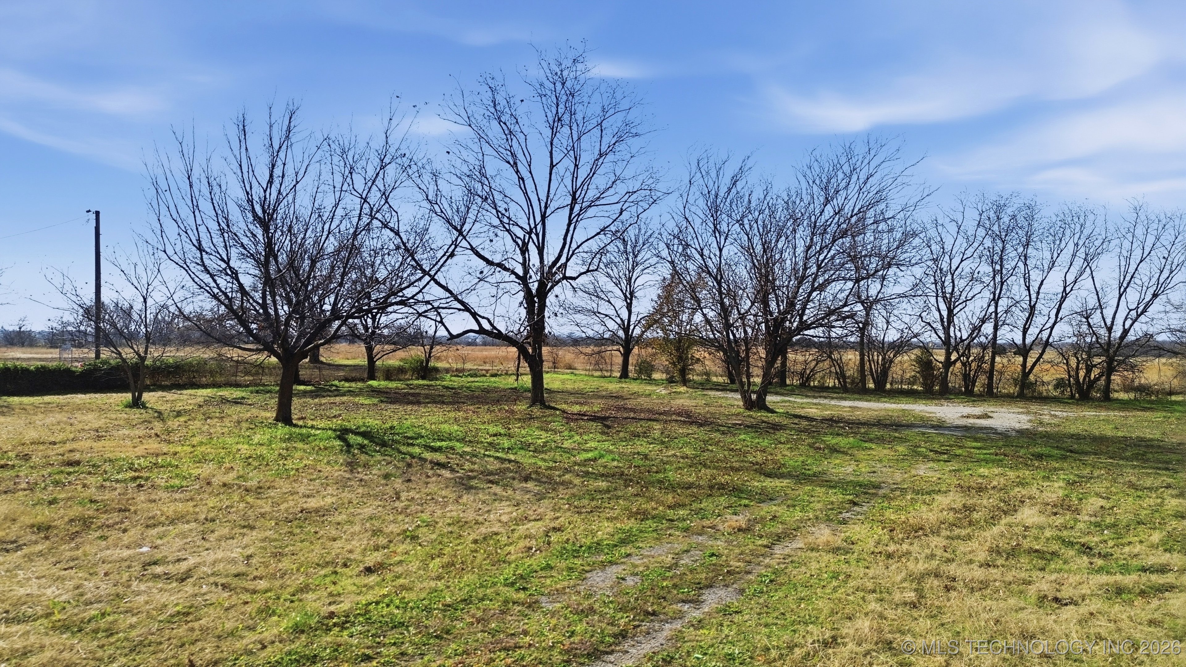 10908 N Memorial Drive E Property Photo 16