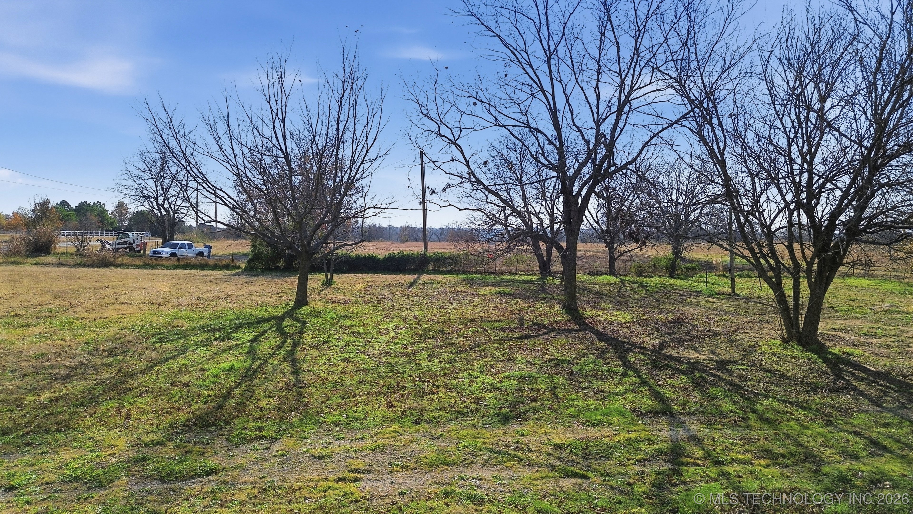 10908 N Memorial Drive E Property Photo 17