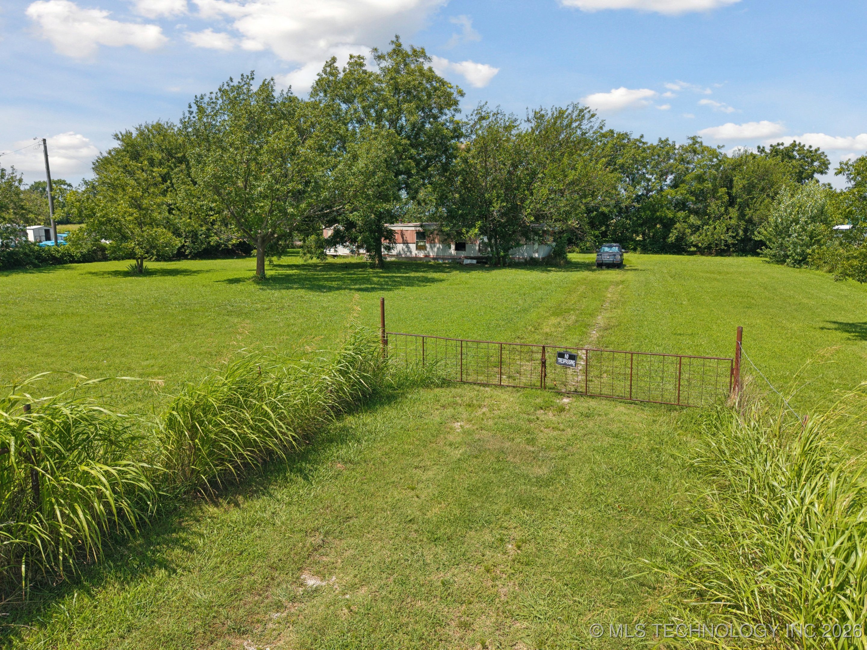 10908 N Memorial Drive E Property Photo 22