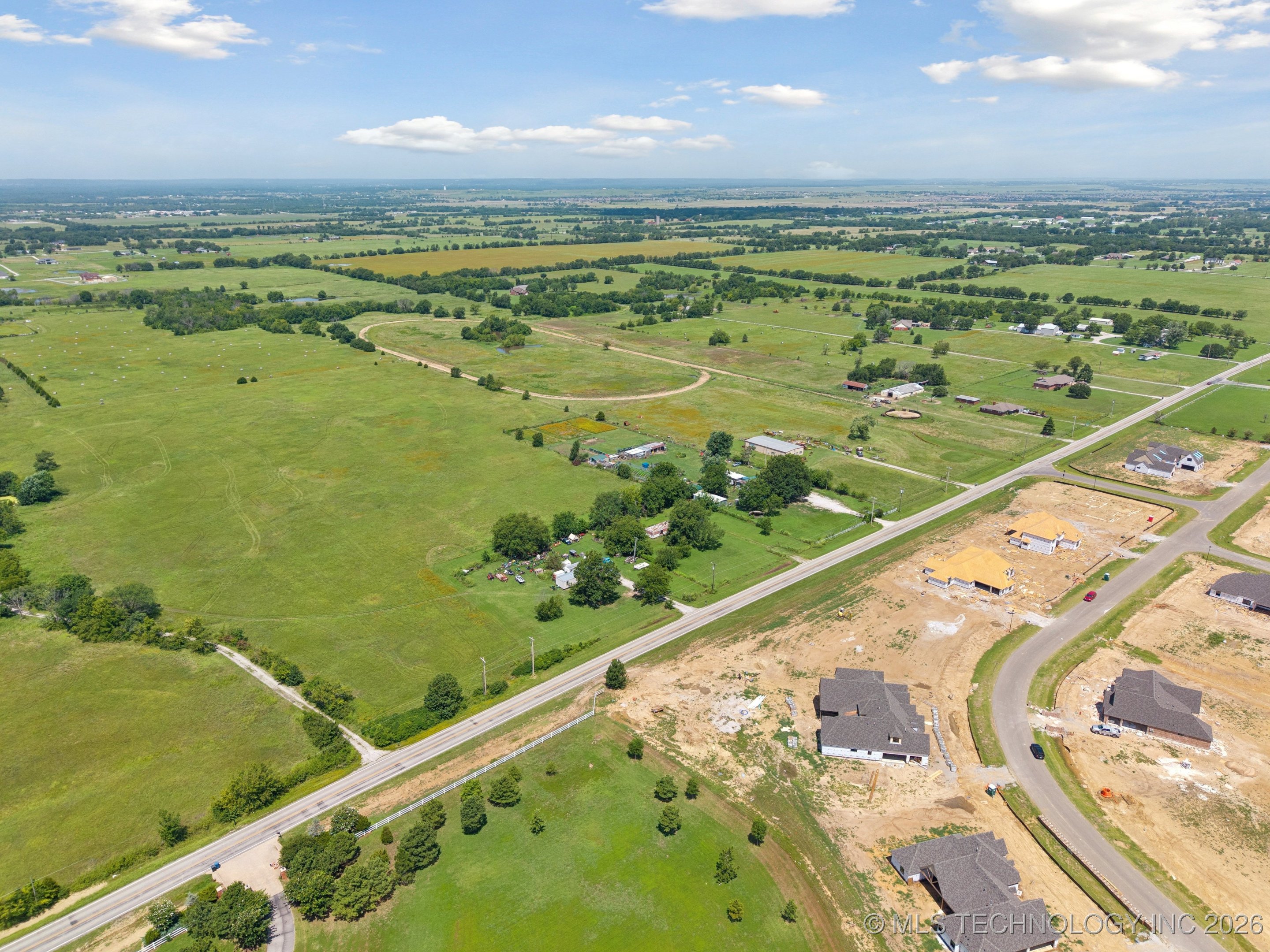 10908 N Memorial Drive E Property Photo 25