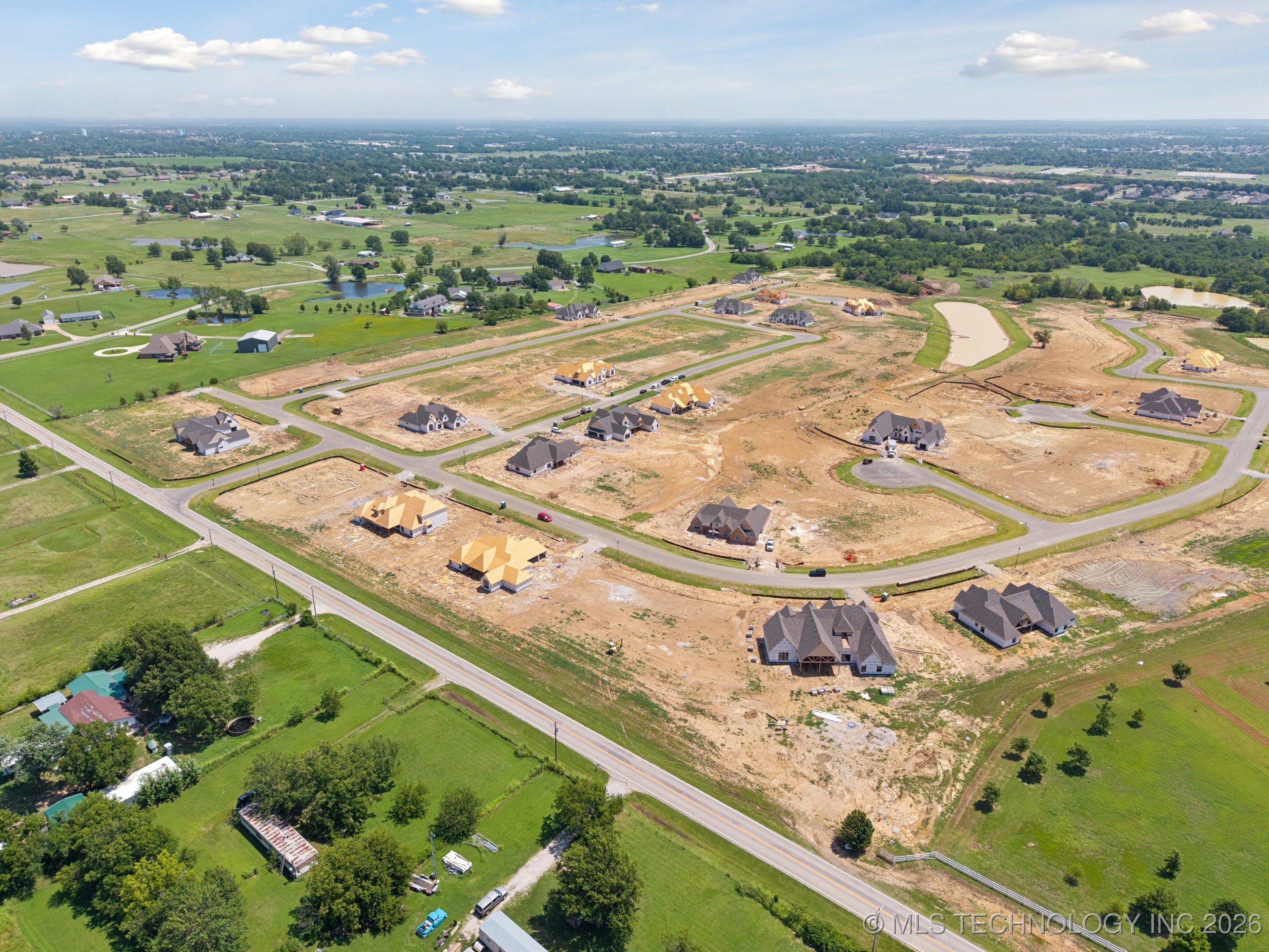 10908 N Memorial Drive E Property Photo 37