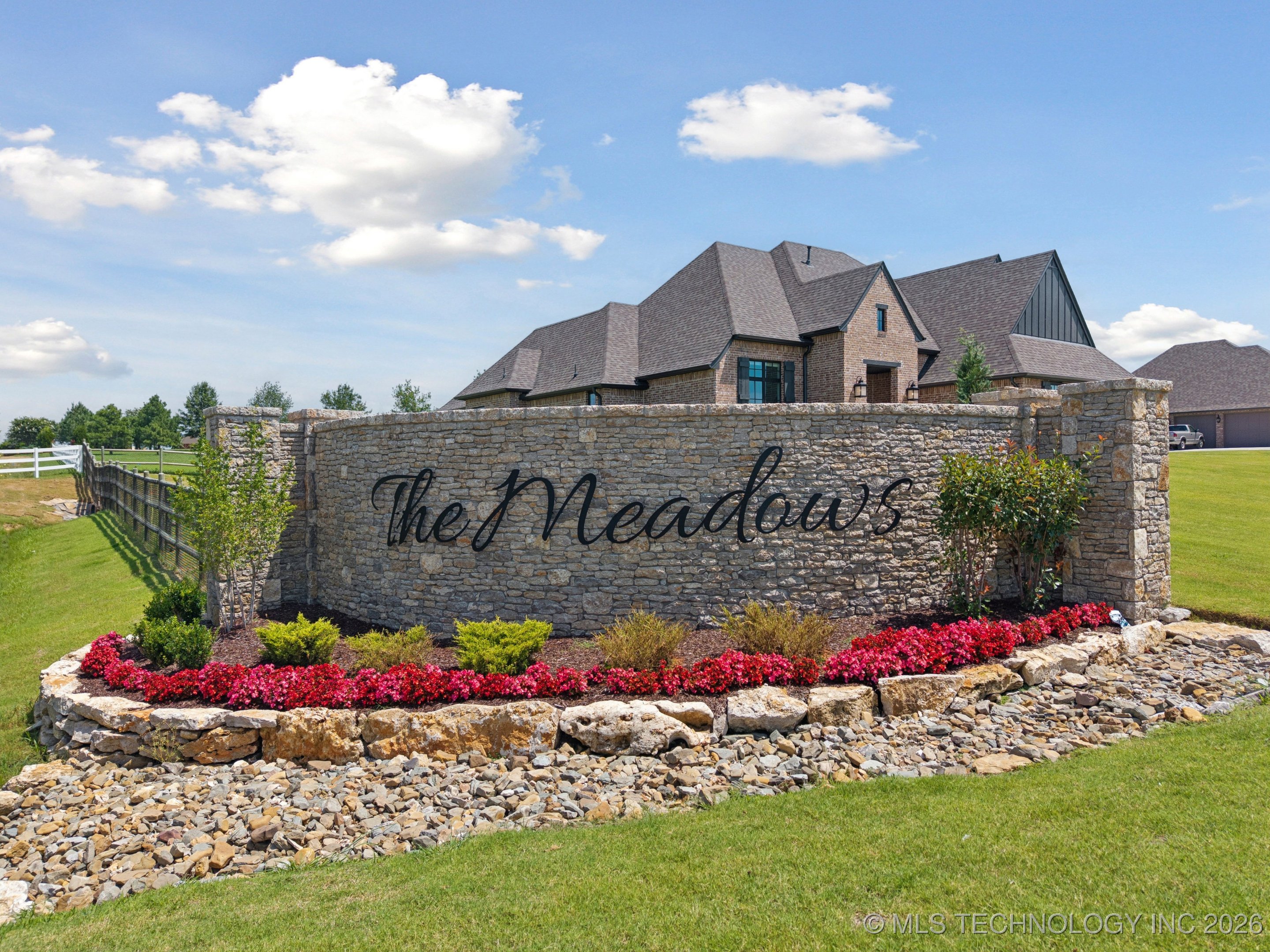 10908 N Memorial Drive E Property Photo 41