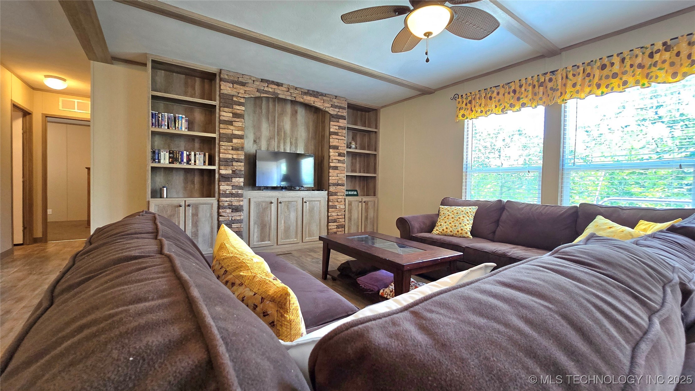 4918 Dozer Mountain Road Property Photo 4