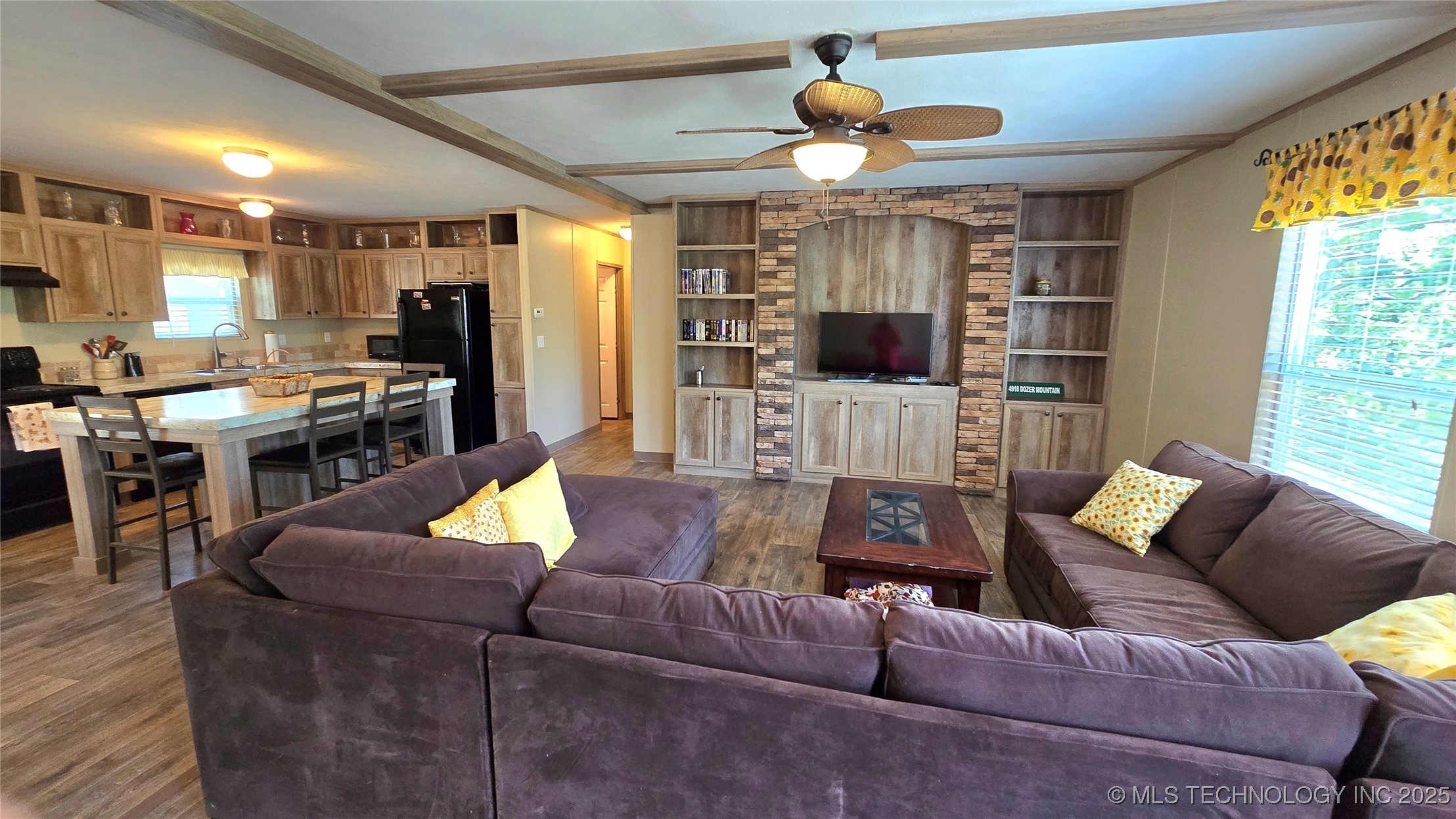 4918 Dozer Mountain Road Property Photo 6